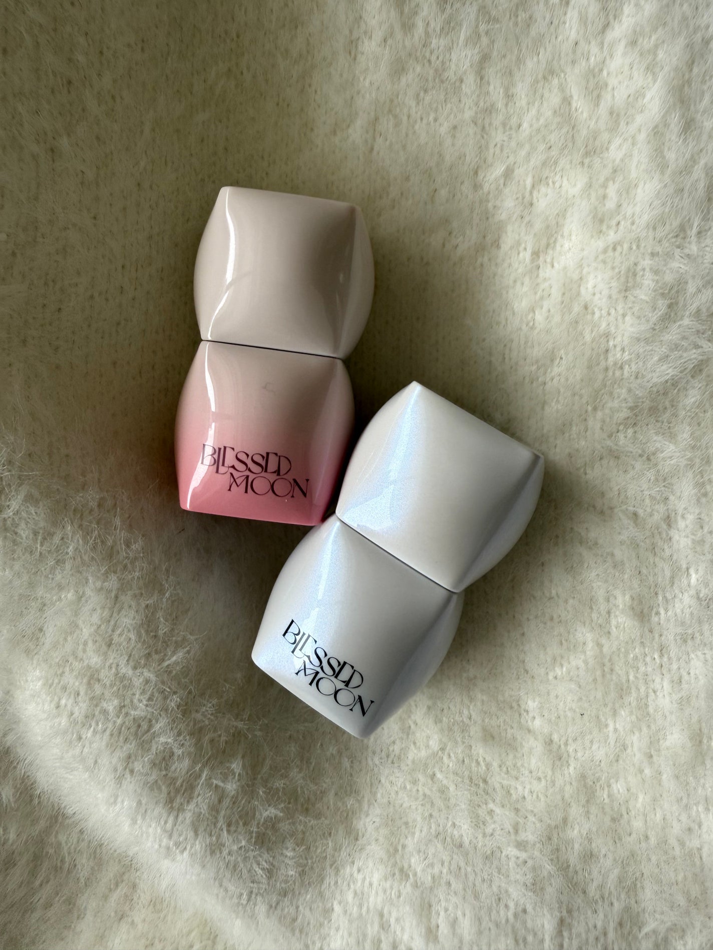 Veil Melting Glass Highlighter 01.Diamond Dust/BLESSED MOON/リキッドハイライトを使ったクチコミ(4枚目)