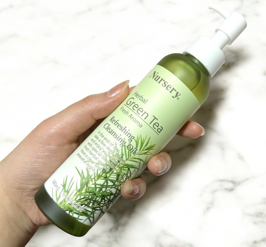 リフレッシングクレンジングオイル ハーバルグリーンティー/Nursery(ナーセリー)/オイルクレンジングを使ったクチコミ(3枚目)