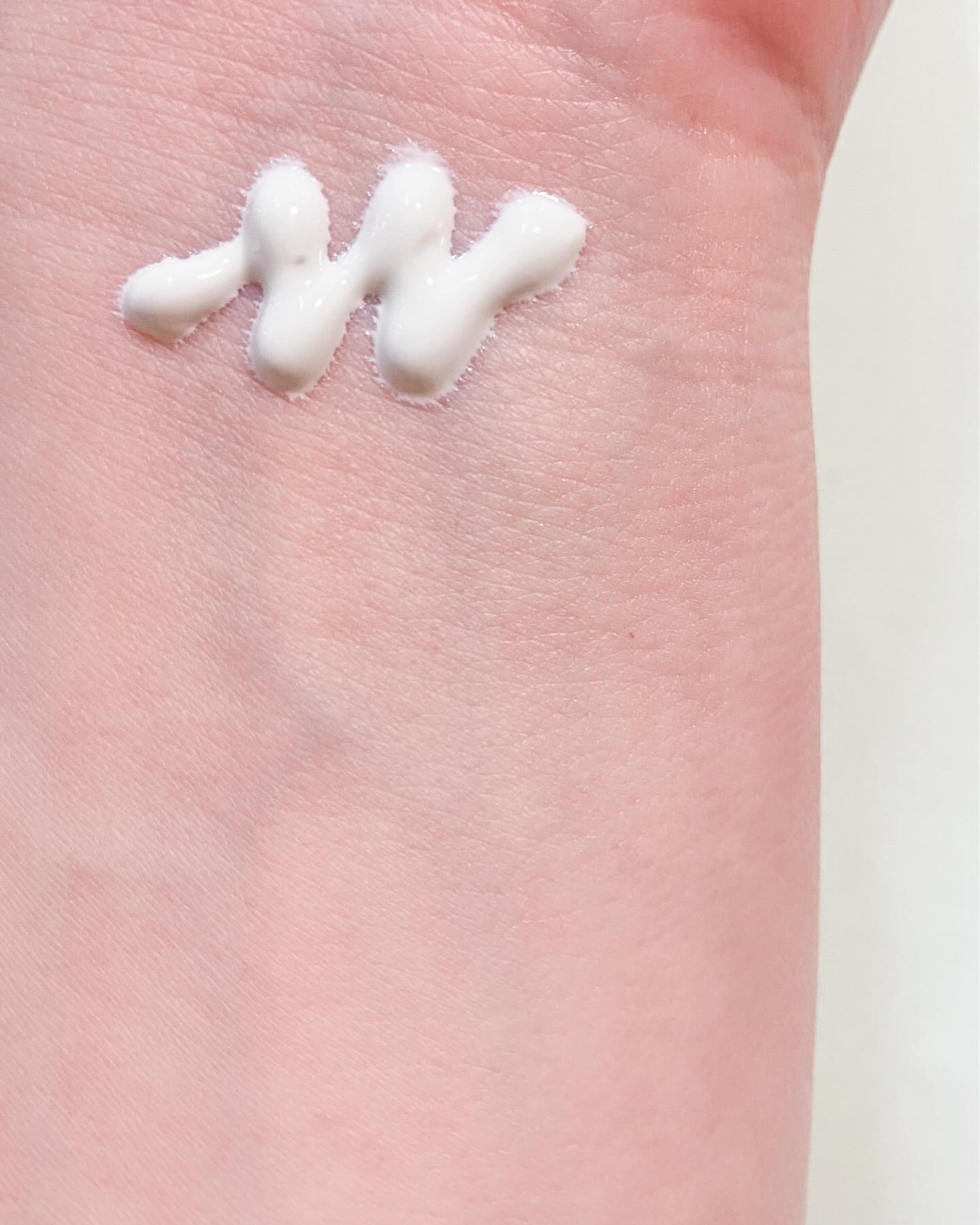 クリーンティーツリーリポソームトーンアップサンクリーム（グリーン）/ダルバ/日焼け止めクリームを使ったクチコミ（2枚目）