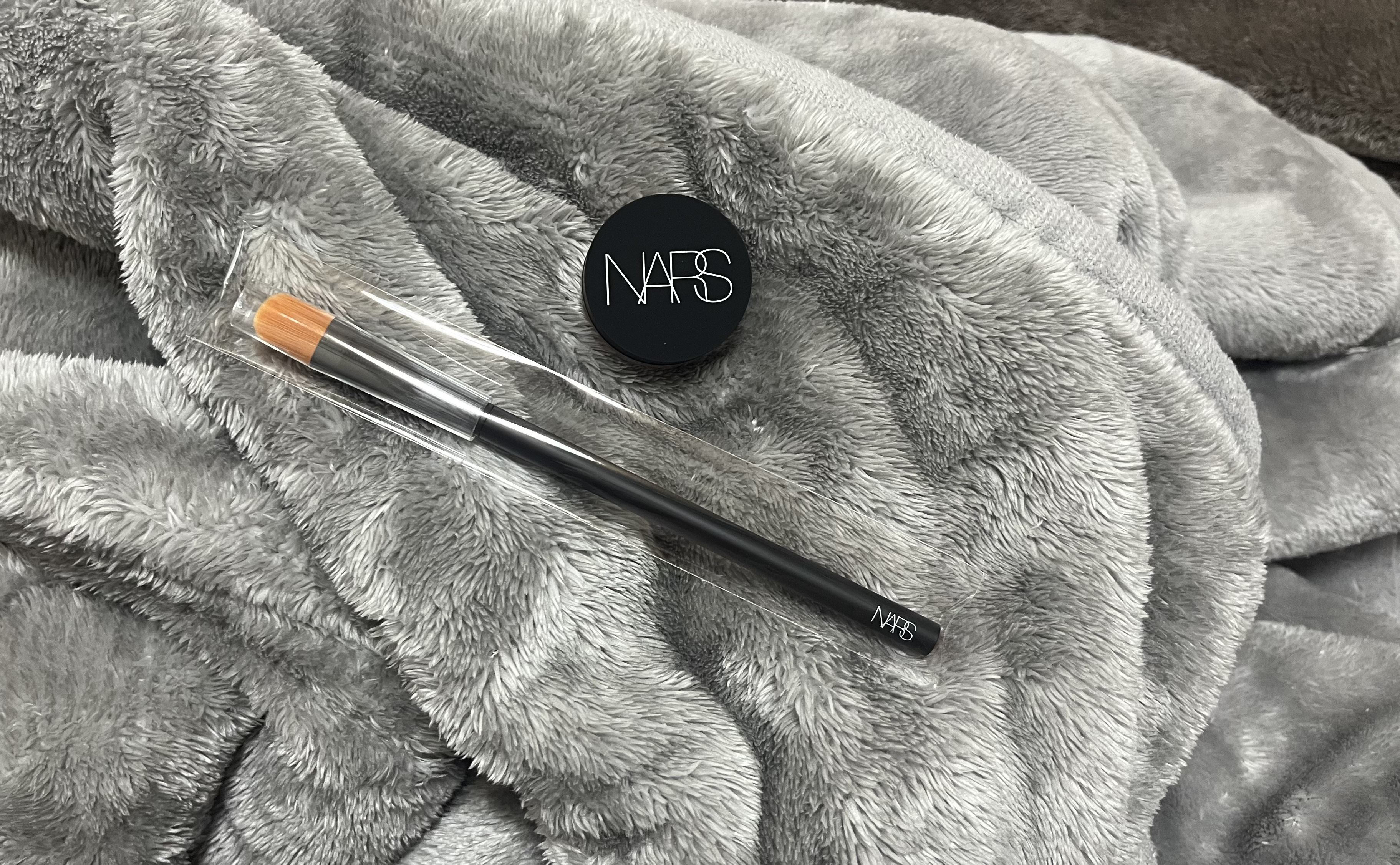 ソフトマットコンプリートコンシーラー/NARS/クリームコンシーラーを使ったクチコミ（2枚目）