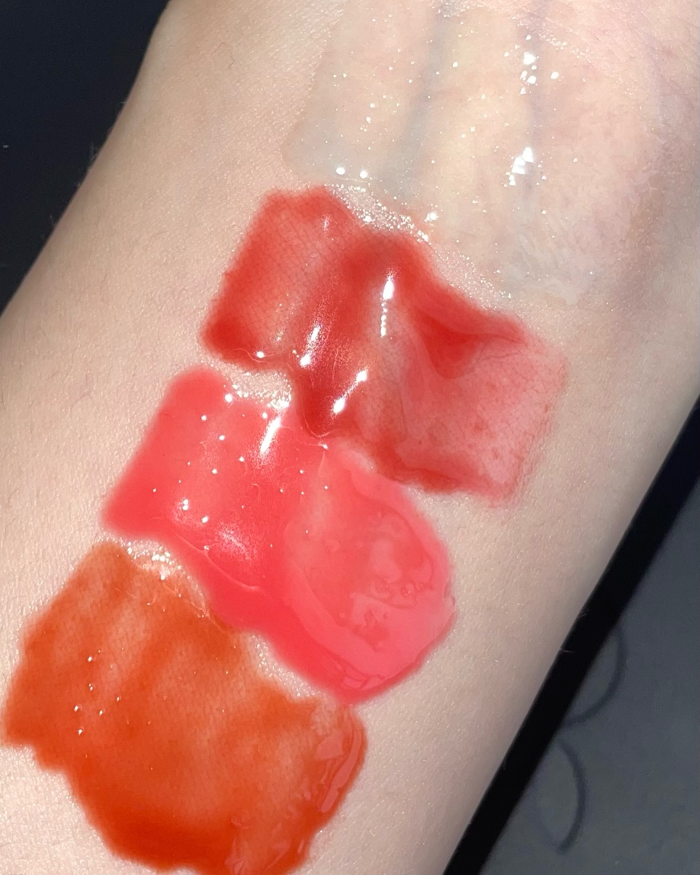 ジューシーベリープランピングリップオイル/TOCOBO/リップグロスを使ったクチコミ（3枚目）