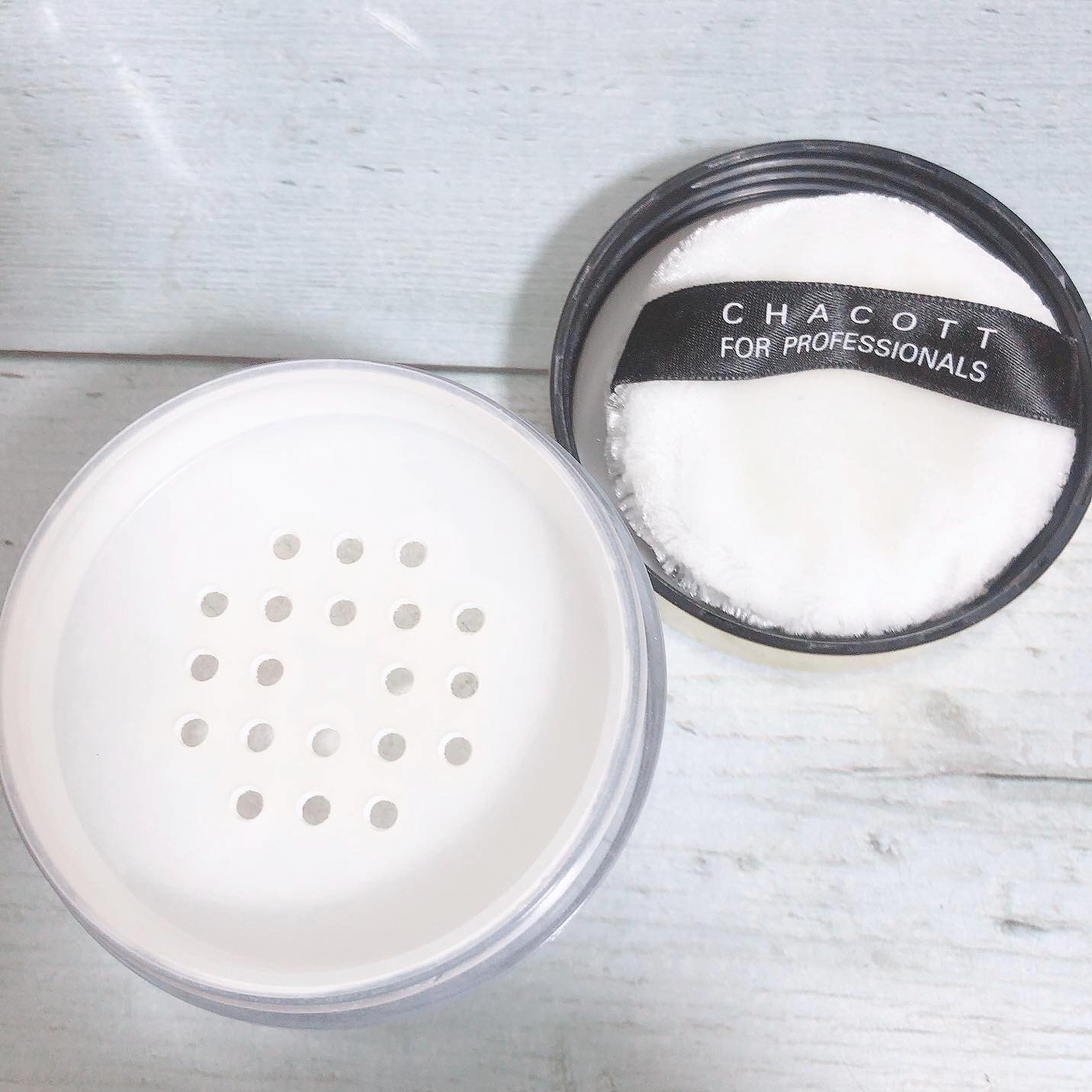 エンリッチングパウダー クリアヴェール/チャコット・コスメティクス/ルースパウダーを使ったクチコミ（2枚目）