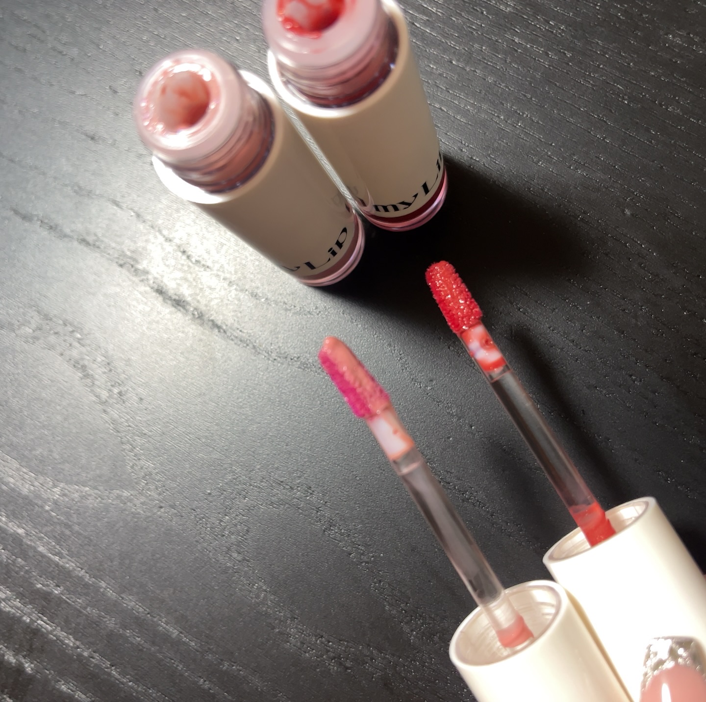 アップトゥーミー　ハグマイリップ　カラーロックプランパー/up2me/リッププランパーを使ったクチコミ（2枚目）