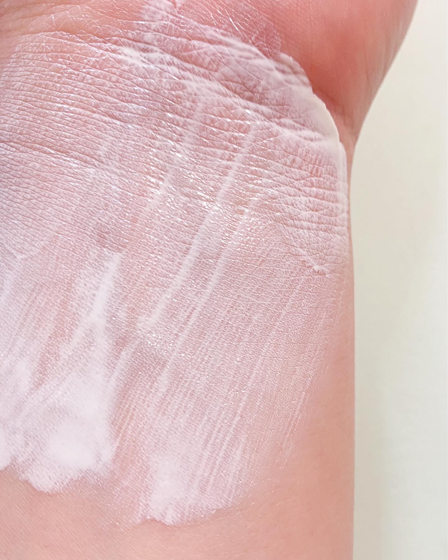 クリーンティーツリーリポソームトーンアップサンクリーム（グリーン）/ダルバ/日焼け止めクリームを使ったクチコミ（3枚目）