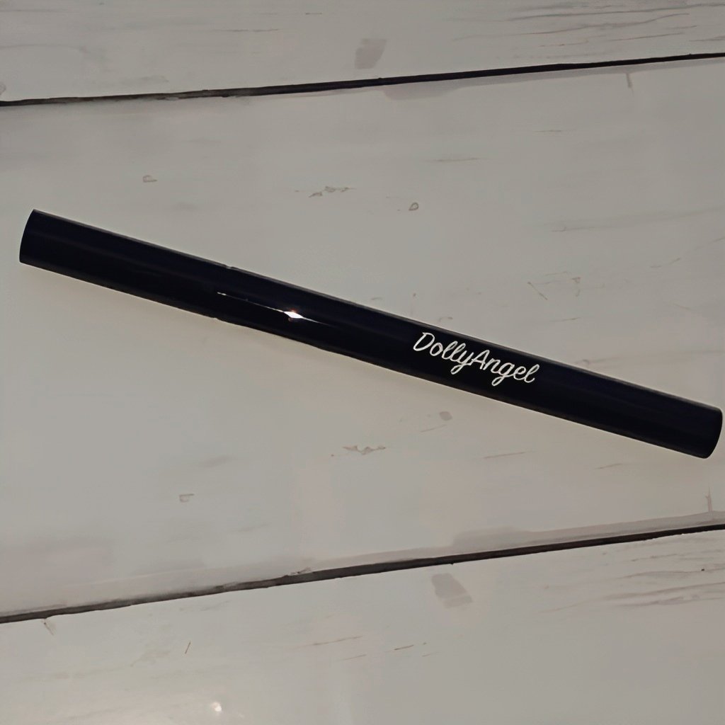 Dolly Angel リキッドアイライナー