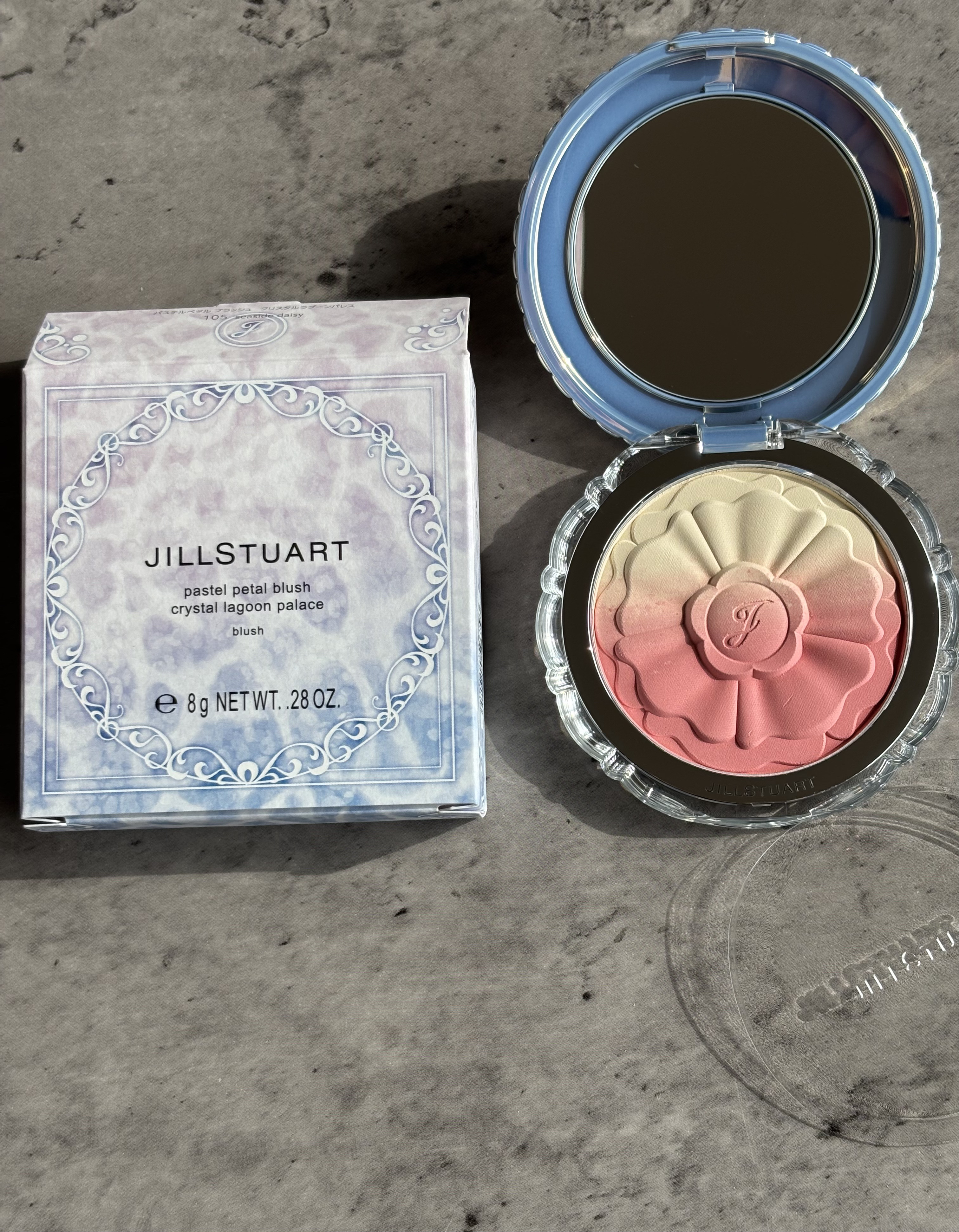 ジルスチュアート　パステルペタル ブラッシュ/JILL STUART/パウダーチークを使ったクチコミ（1枚目）