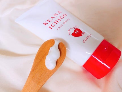 毛穴いちご洗顔 ホワイト / ドットバイ