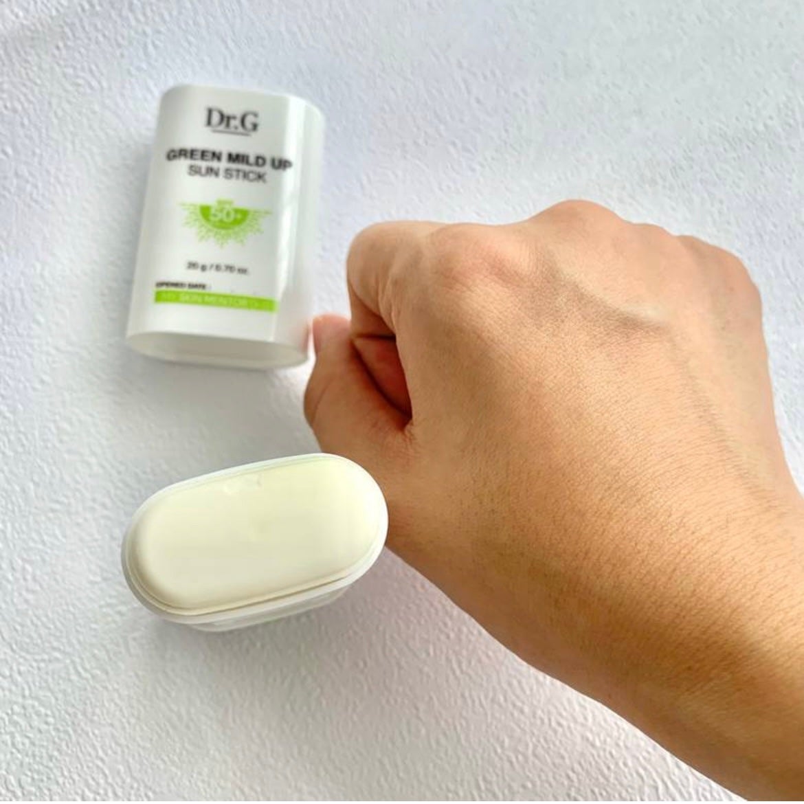 グリーンマイルドサンスティック SPF50+ PA++++/Dr.G/日焼け止めスティックを使ったクチコミ(3枚目)