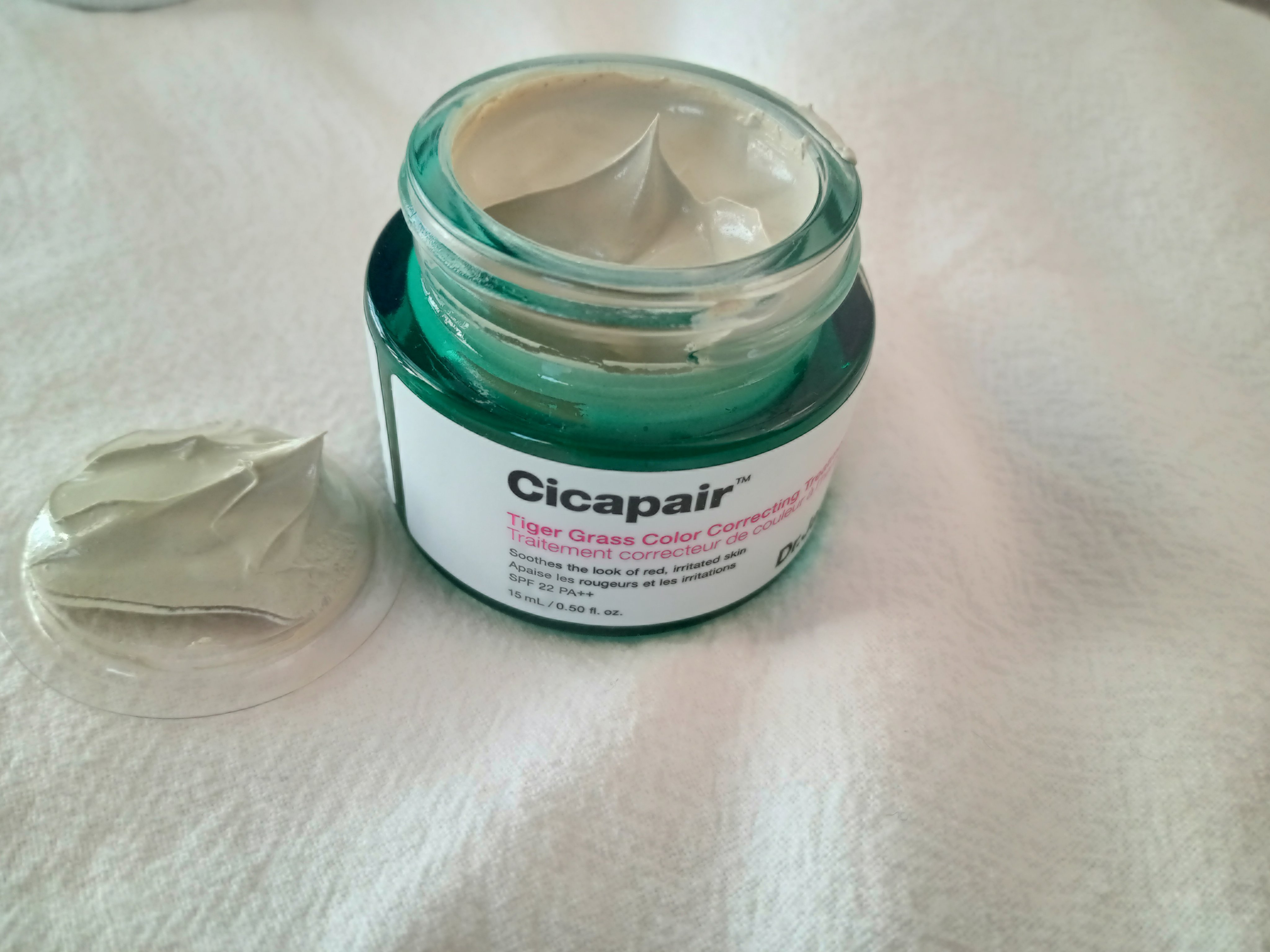 シカペア カラーコレクティング トリートメントクリーム SPF22・PA++/Dr.Jart＋/フェイスクリームを使ったクチコミ（2枚目）