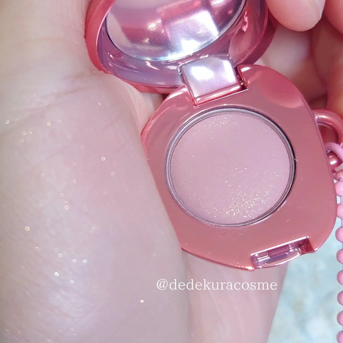 シャドウキーリング/fwee/単色アイシャドウを使ったクチコミ（3枚目）