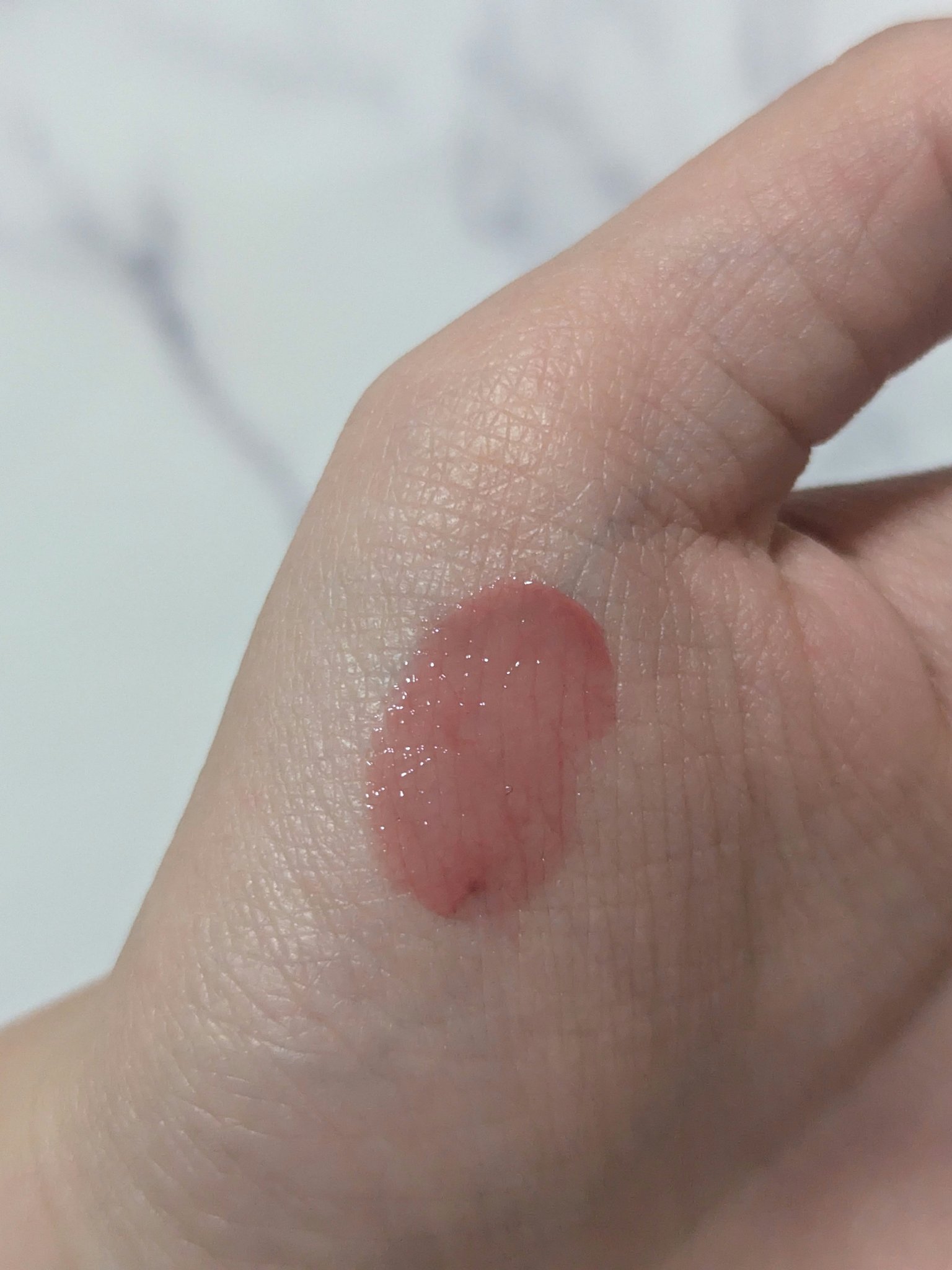 ジューシーラスティングティント/rom&nd/リップティントを使ったクチコミ（3枚目）