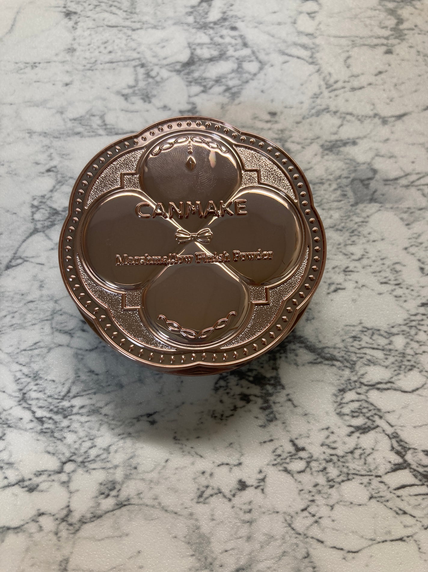 マシュマロフィニッシュパウダー mini/キャンメイク/フェイスパウダーを使ったクチコミ(3枚目)