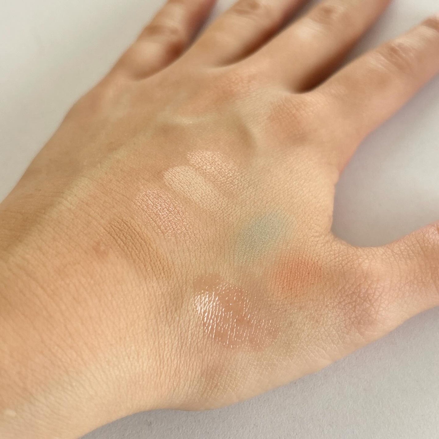 ビルダブルデューイフィットティント/ArteSinsa/リップティントを使ったクチコミ(4枚目)