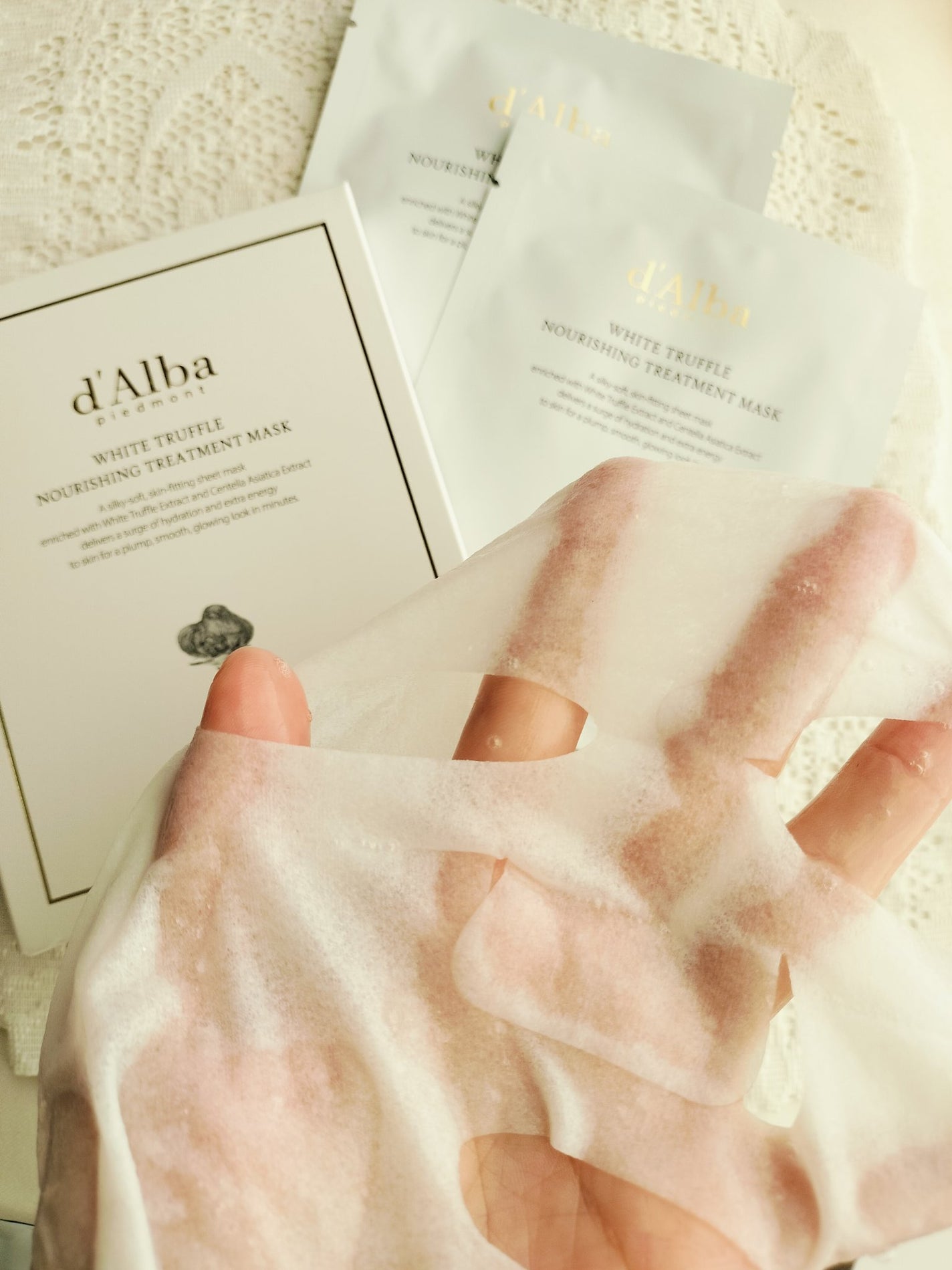 ホワイトトリュフナリシングトリートメントマスク/ダルバ/シートマスク・パックを使ったクチコミ(3枚目)