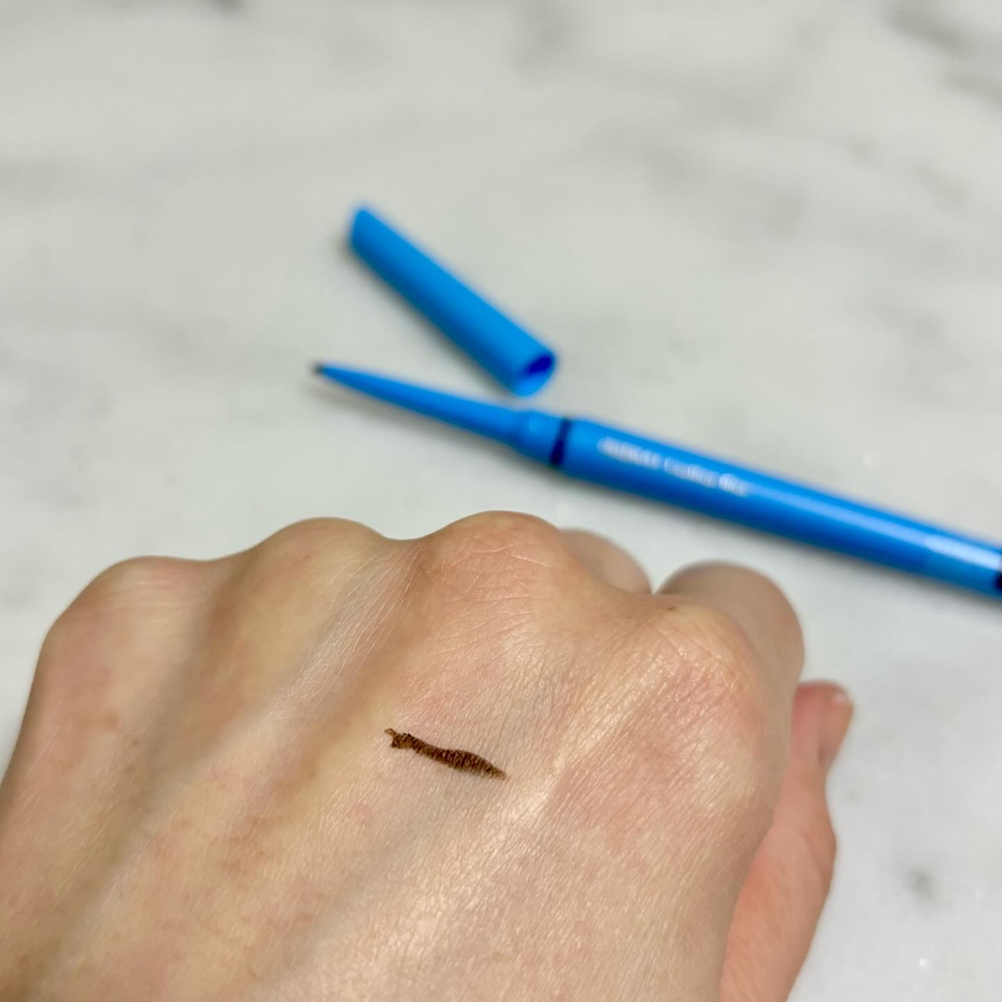「密着アイライナー」極細クリームペンシル/デジャヴュ/ペンシルアイライナーを使ったクチコミ（3枚目）