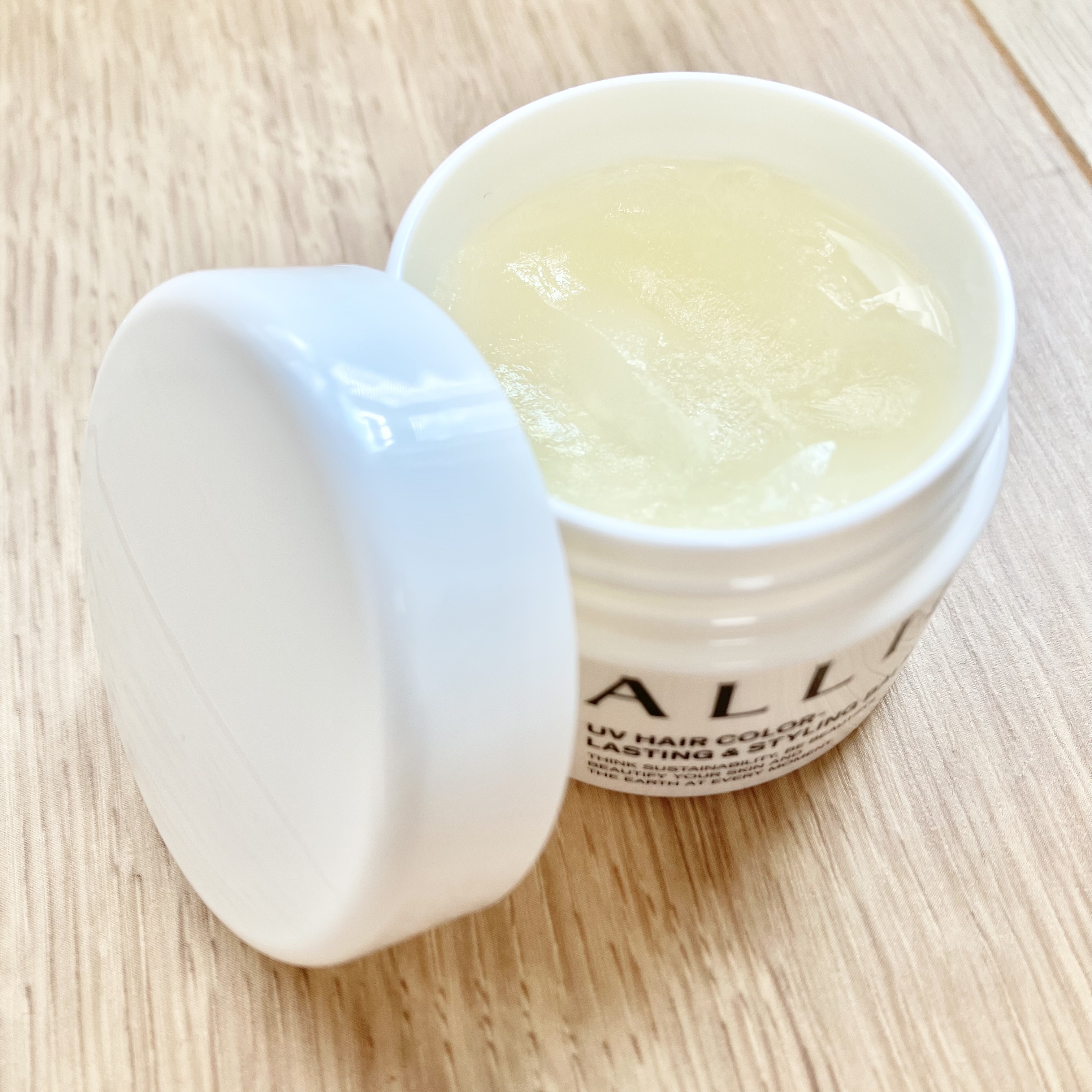 アリィー クロノビューティ UV ヘアカラーラスティング＆スタイリング バーム/アリィー/ヘアバームを使ったクチコミ（1枚目）