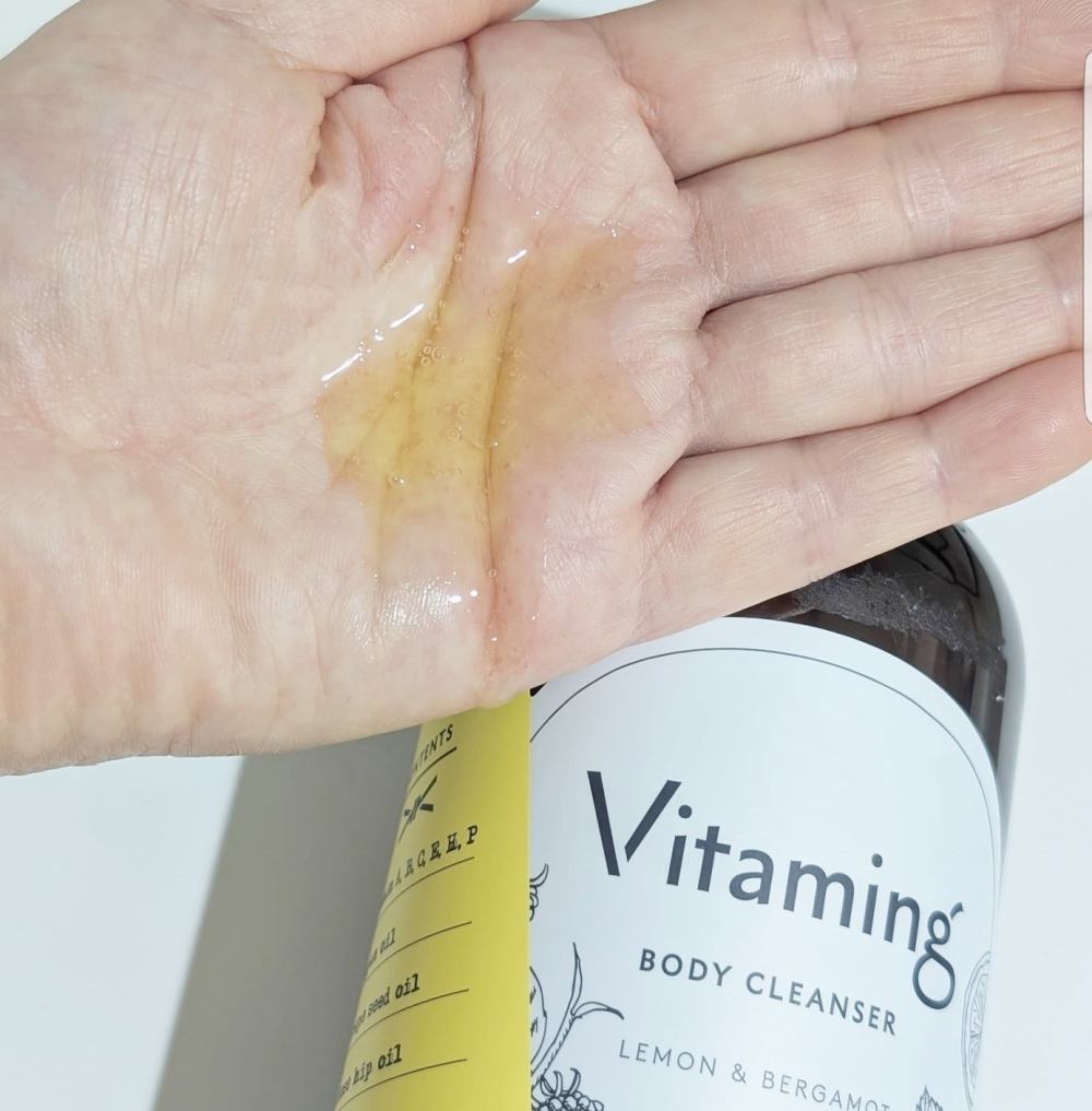 リフレッシングボディソープ(レモン&ベルガモットの香り)/Vitaming/ボディソープを使ったクチコミ(2枚目)