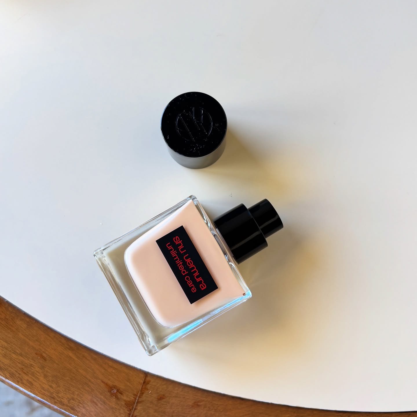 アンリミテッド ケア ツヤ セラム ファンデーション/shu uemura/リキッドファンデーションを使ったクチコミ（2枚目）