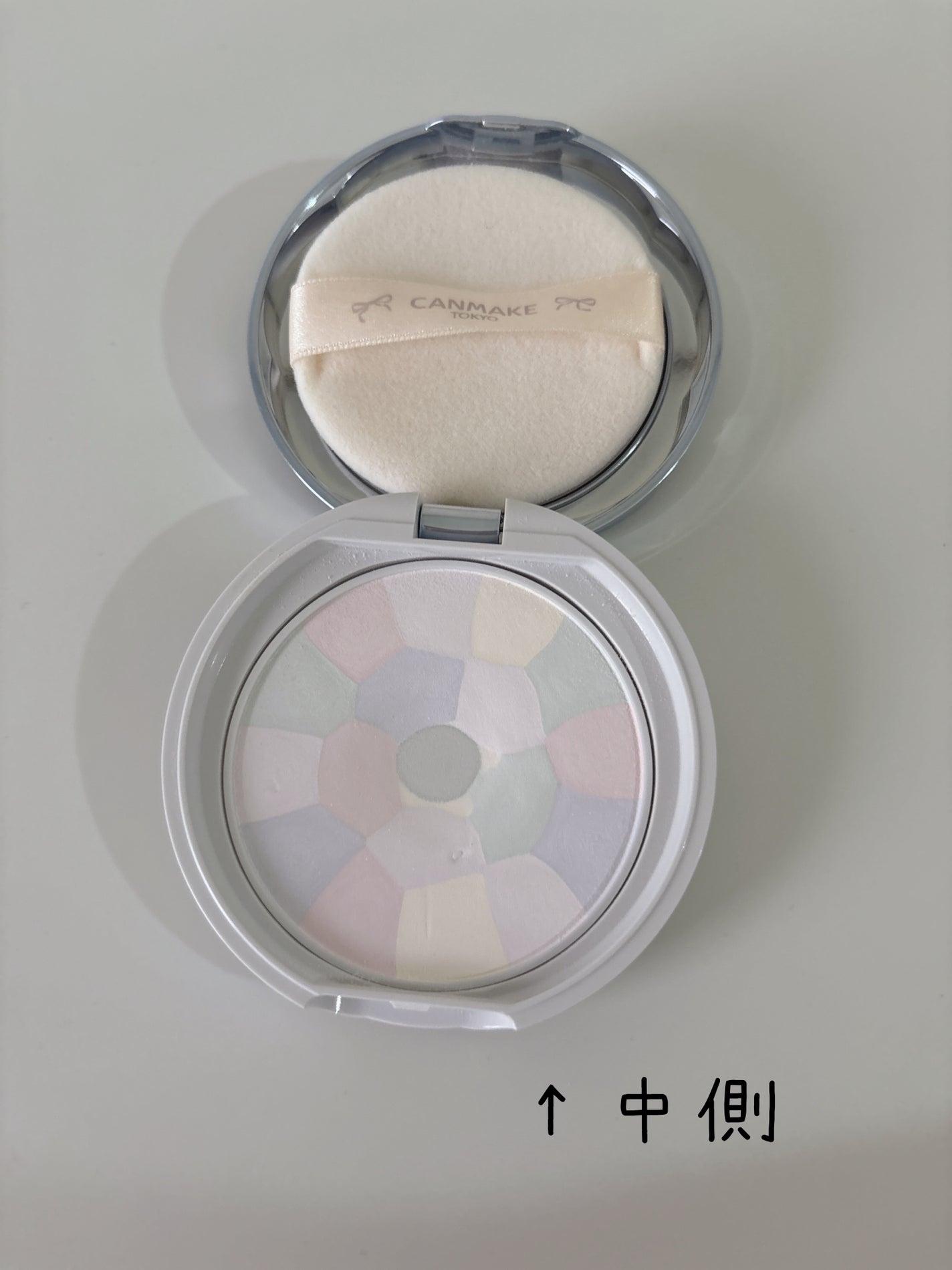 イルミネイティングフィニッシュパウダー ~Abloom~/キャンメイク/プレストパウダーを使ったクチコミ(2枚目)