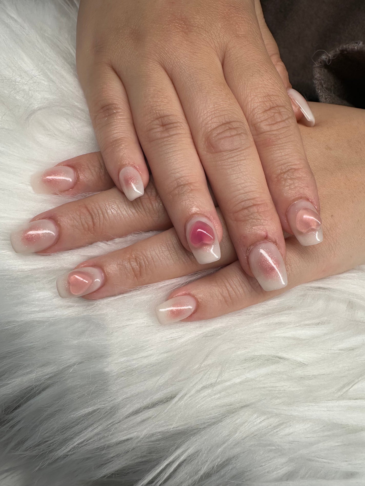 ちゃーん♡ on LIPS 「ジェルネイルデザイン#ジェルネイル#チークネイル#長さだし#ピ..」(1枚目)