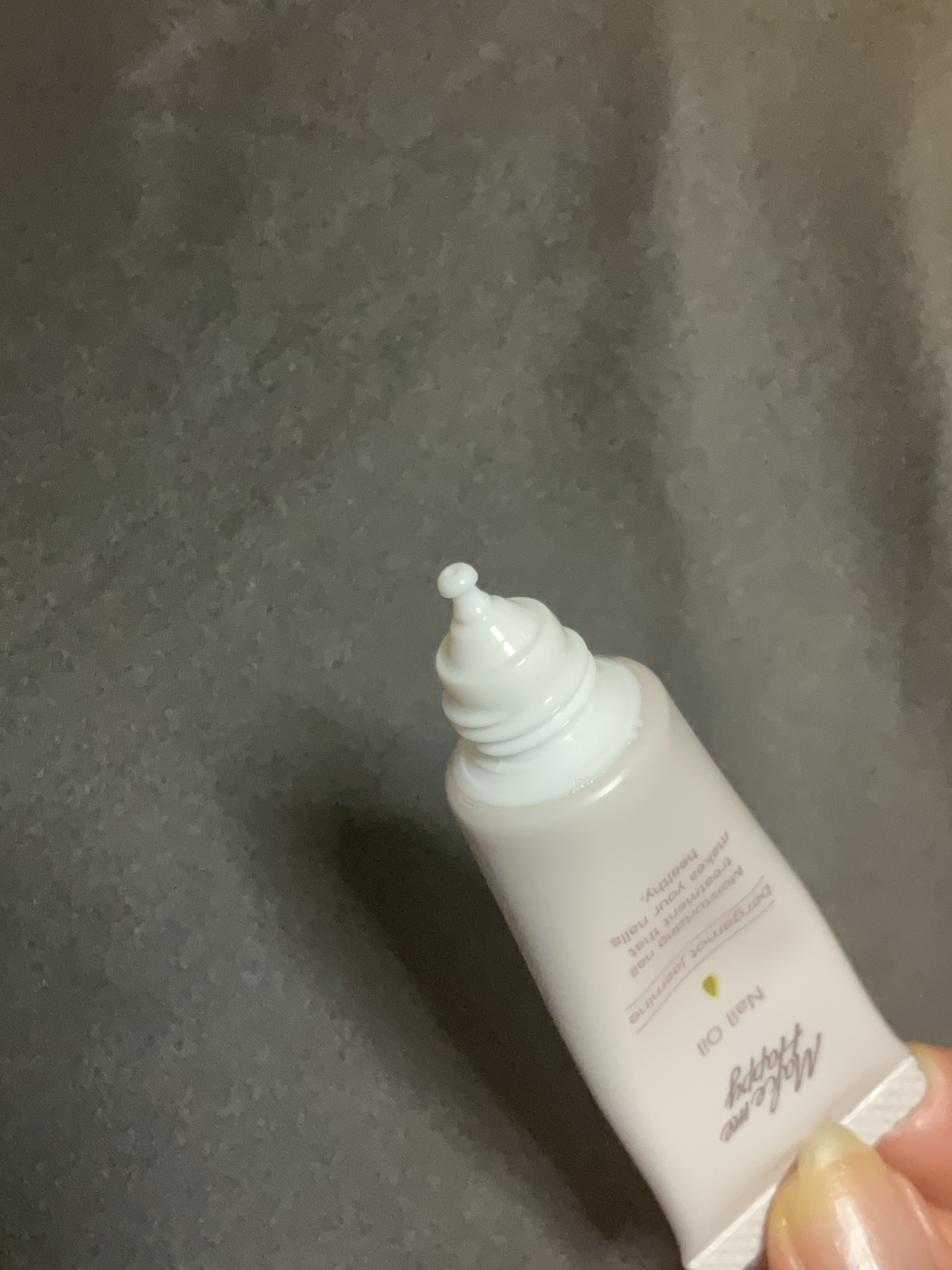 メイクミーハッピー ネイルオイル  bergamot jasmine/キャンメイク/ネイルオイル・トリートメントを使ったクチコミ（2枚目）