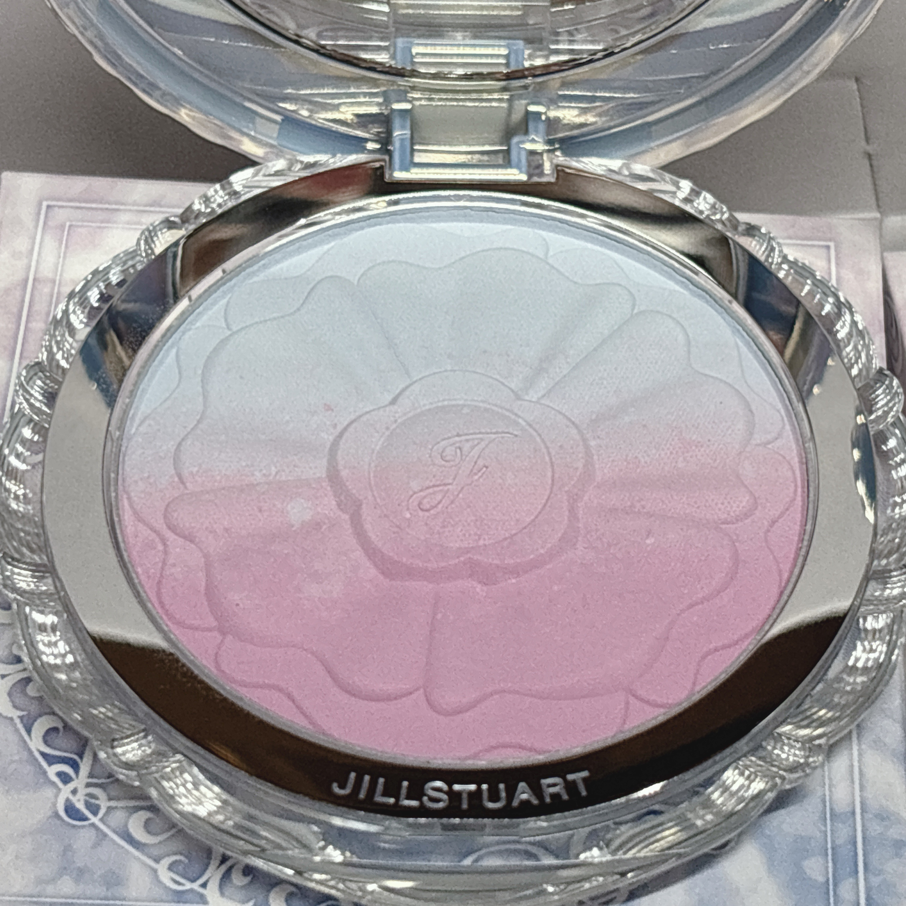 ジルスチュアート ブルームクチュール アイズ　ジュエルドブーケ/JILL STUART/アイシャドウパレットを使ったクチコミ（3枚目）