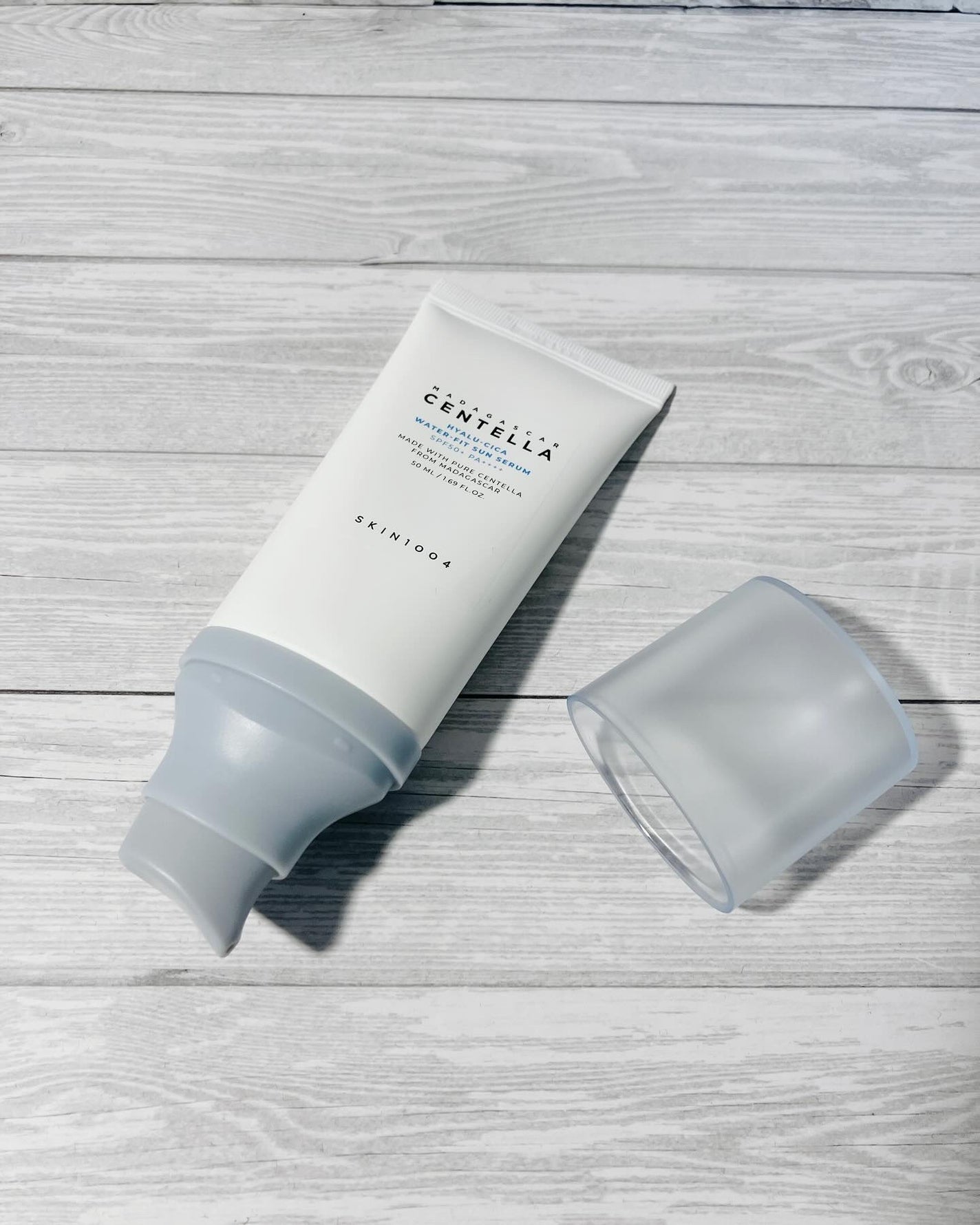 ぷえら on LIPS 「ヒアルーシカウォーターフィットサンセラム使ってみました🙌箱は爽..」(2枚目)