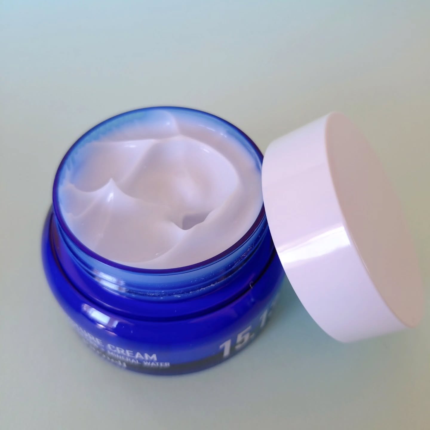 スクワラン 15.13 ミネラルウォーター 保湿ケア クリーム/parnell/フェイスクリームを使ったクチコミ（3枚目）