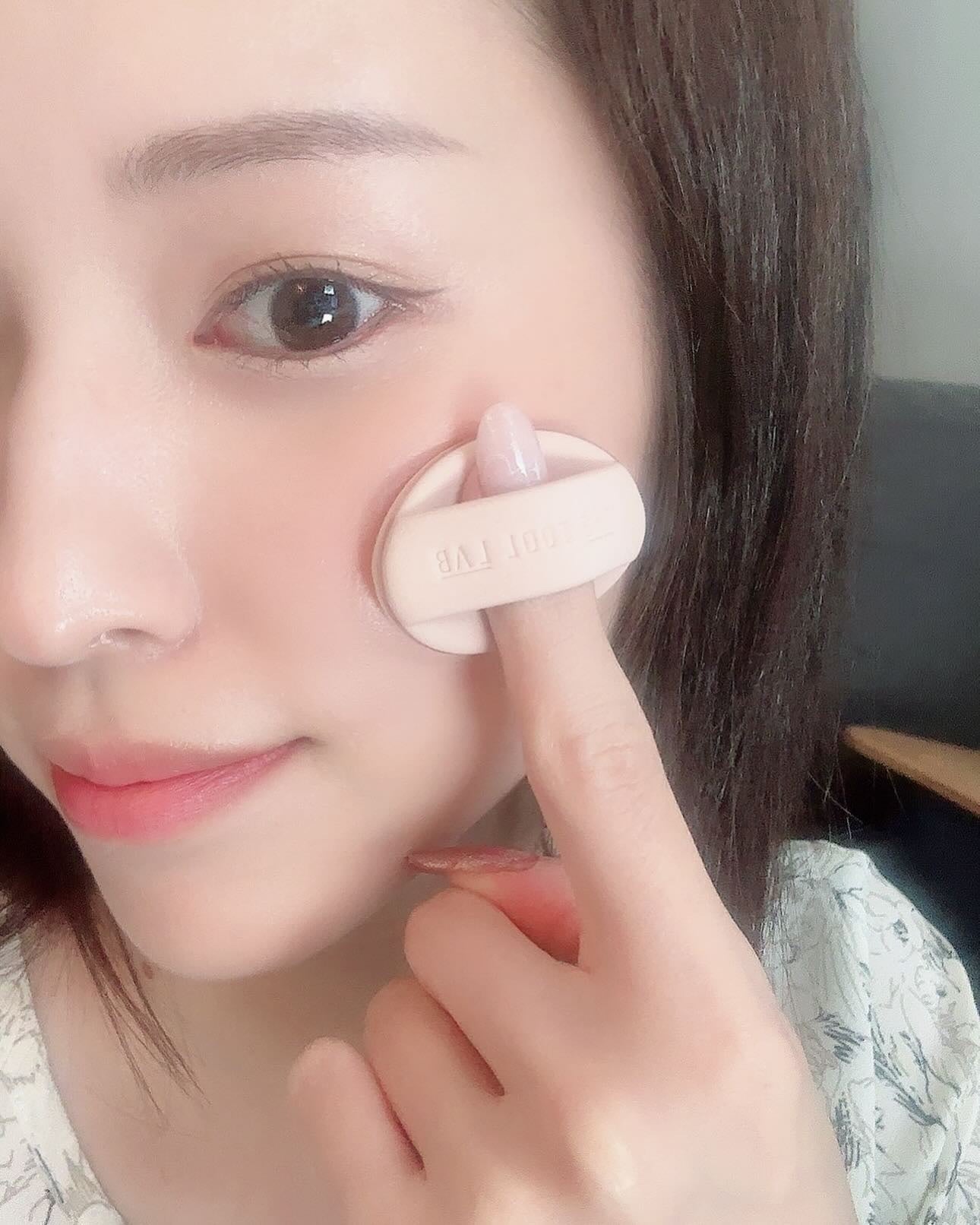 【フォロバ100】teco on LIPS 「♥スキンフィットコンシールデュオブラシとフィンガーパフの組み合..」(10枚目)