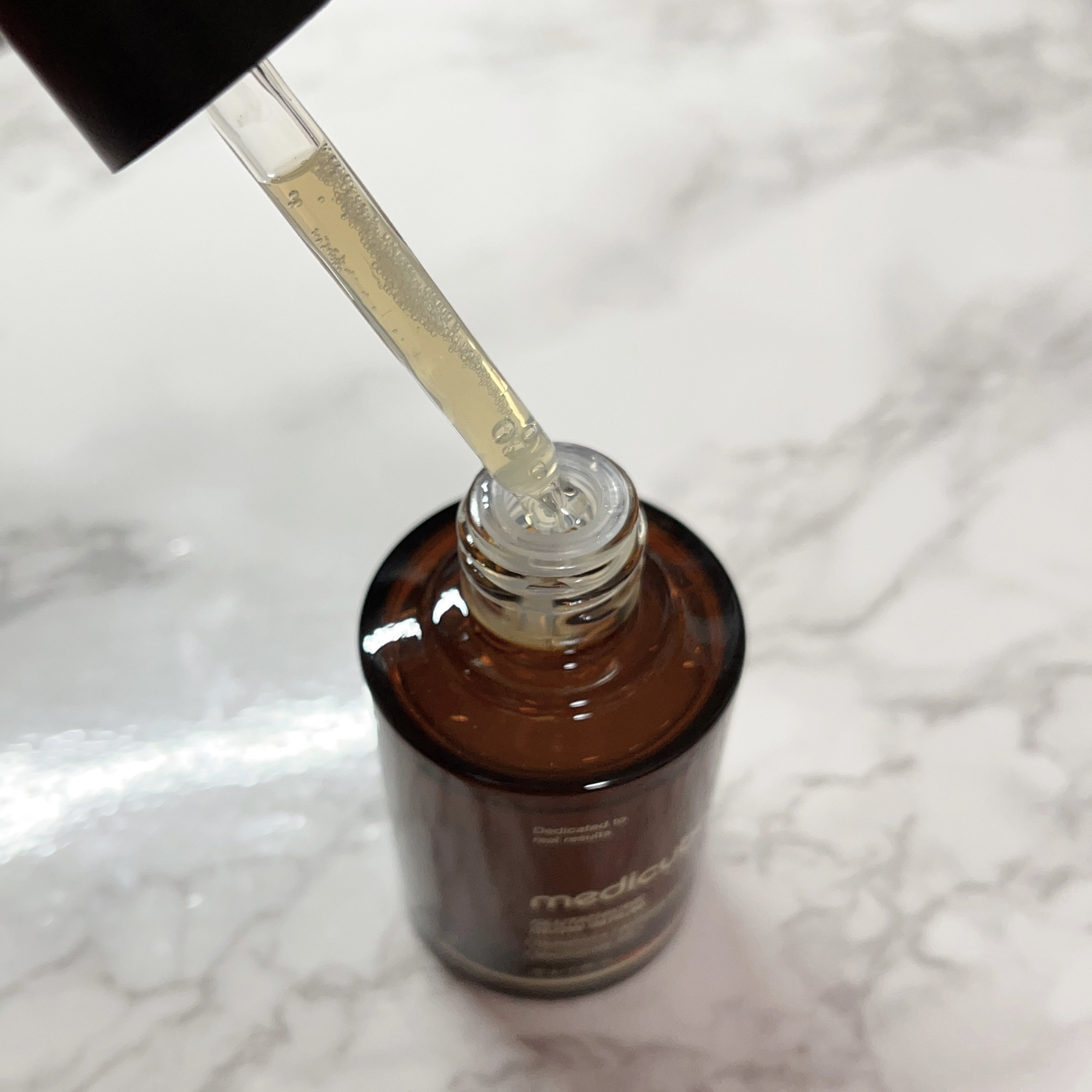 MEDICUBE グルタチオングロウアンプルのクチコミ「塗る白玉注射✨

𝜗𝜚  ~ 𝜗𝜚  ~ 𝜗𝜚  ~ 𝜗𝜚  ~  𝜗𝜚  ~ 𝜗𝜚  ~  .....」（3枚目）