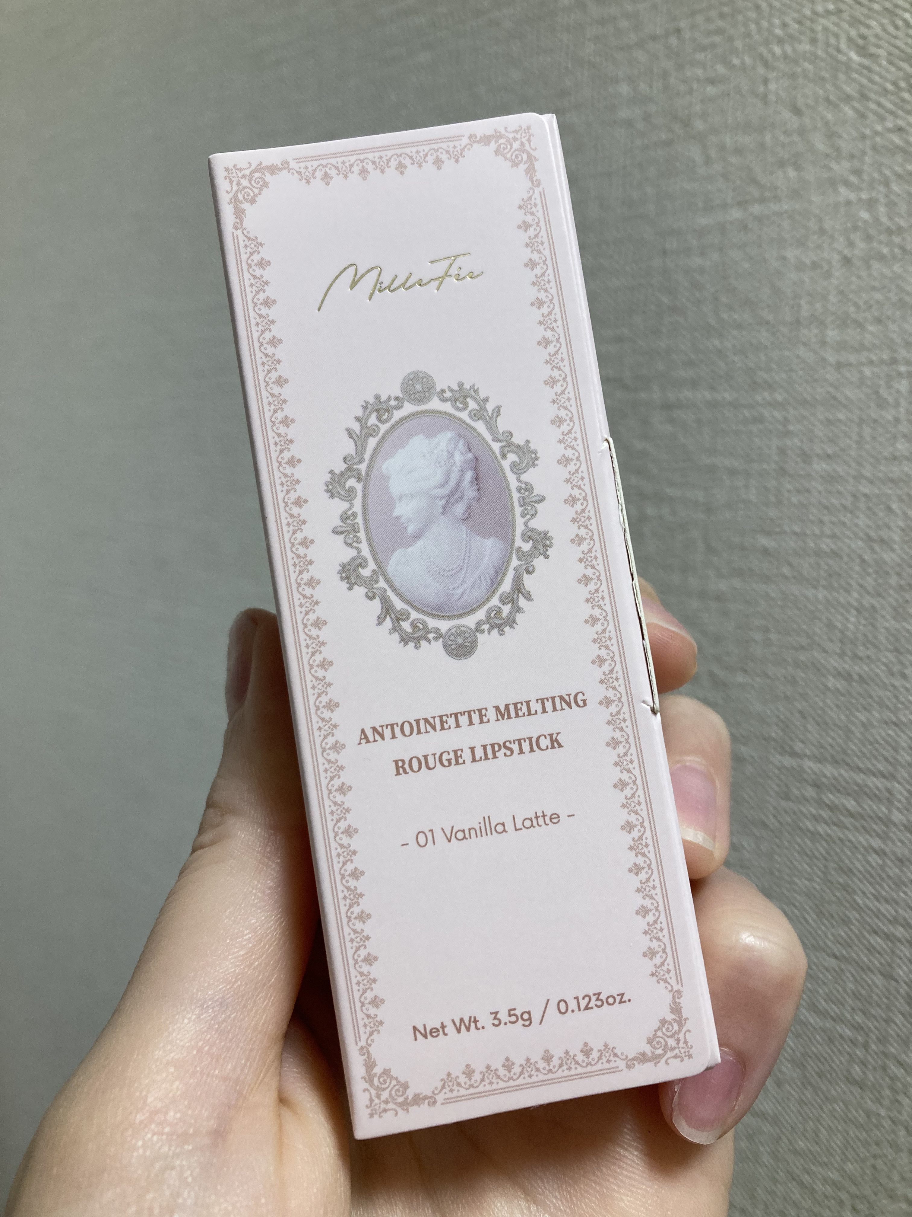 アントワネットメルティングルージュ/MilleFée/口紅を使ったクチコミ（2枚目）