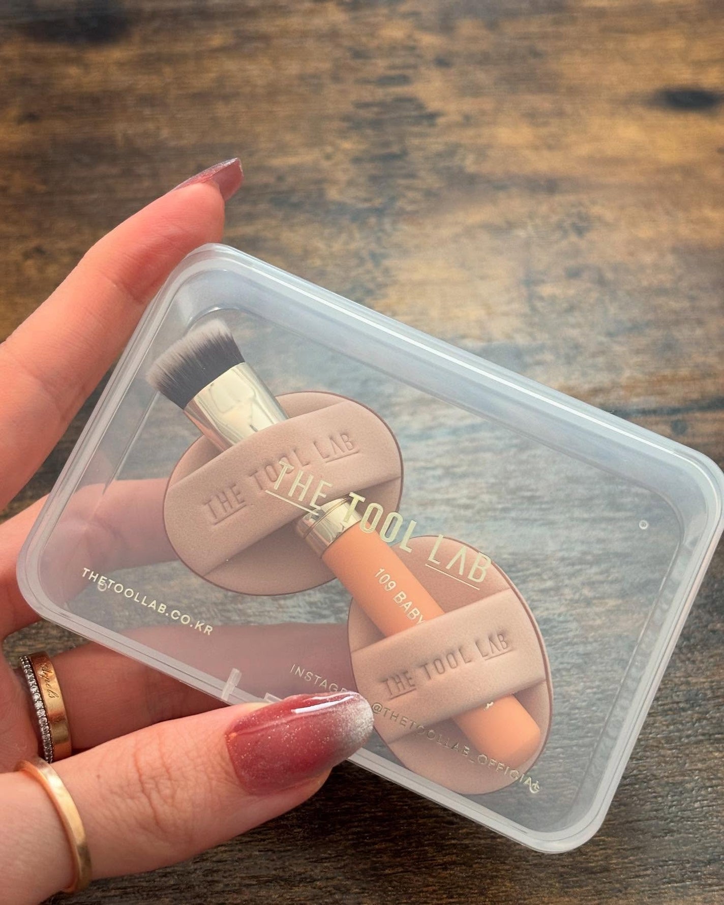 【フォロバ100】teco on LIPS 「♥スキンフィットコンシールデュオブラシとフィンガーパフの組み合..」(4枚目)