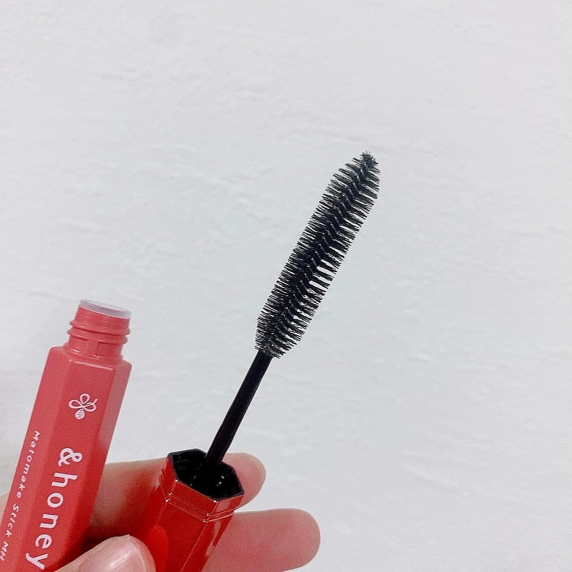 アンドハニー マトメイク スティック ミラクルホールド4.0/&honey/ヘアジェルを使ったクチコミ（2枚目）