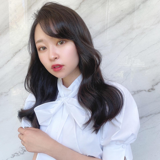 ロングヘアの女性