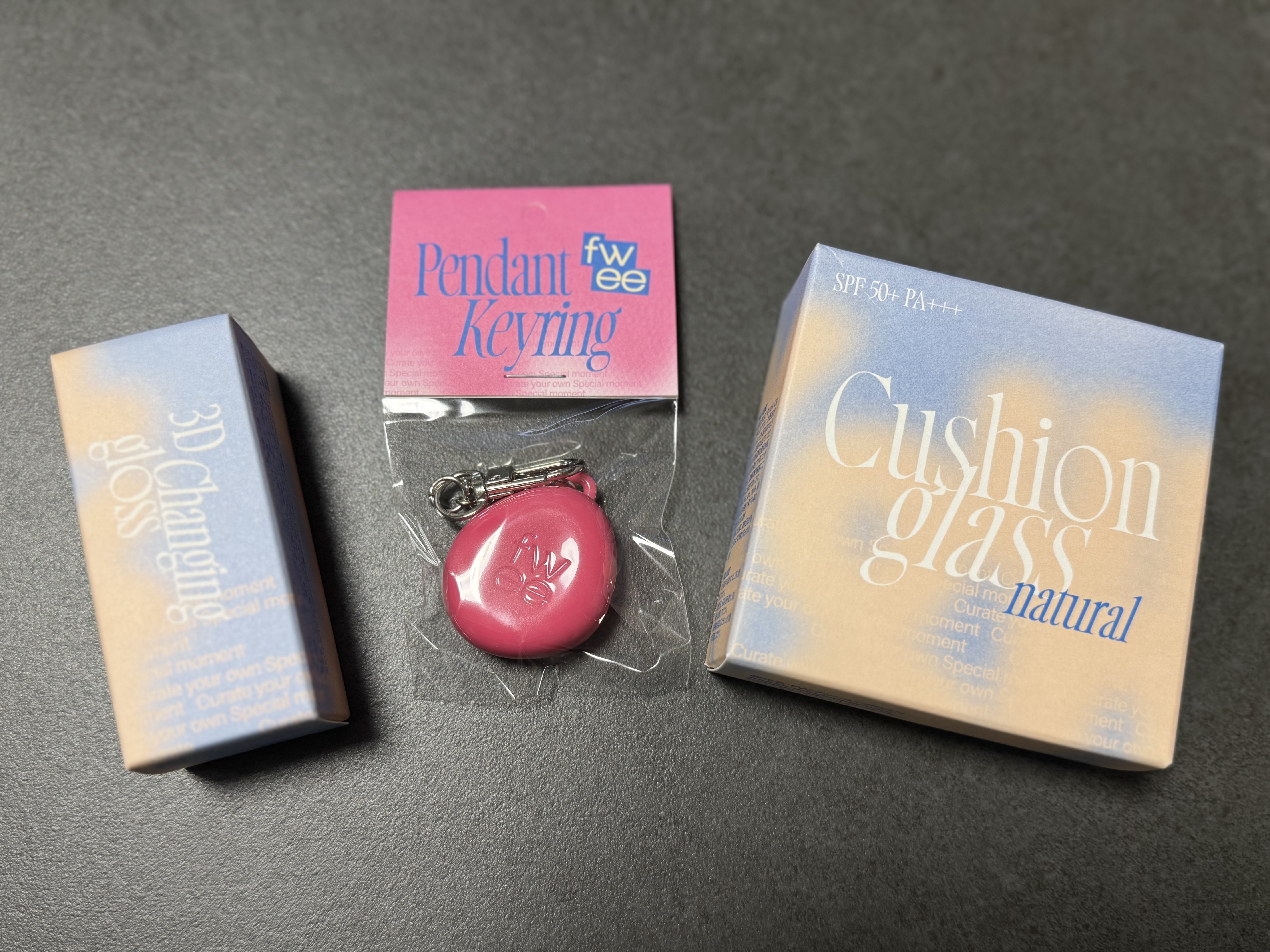 フィー 3Dチェインジンググロス 02 シーンラベンダー/fwee/リップグロスを使ったクチコミ（2枚目）