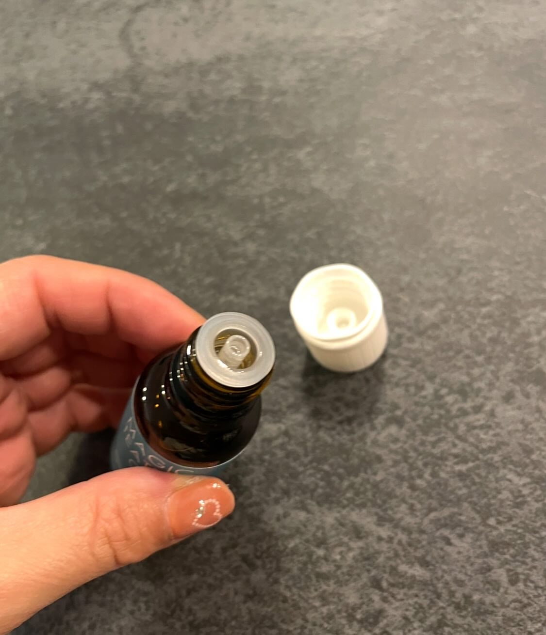 マジックティーツリーオイル/ブラン/フェイスオイルを使ったクチコミ(2枚目)