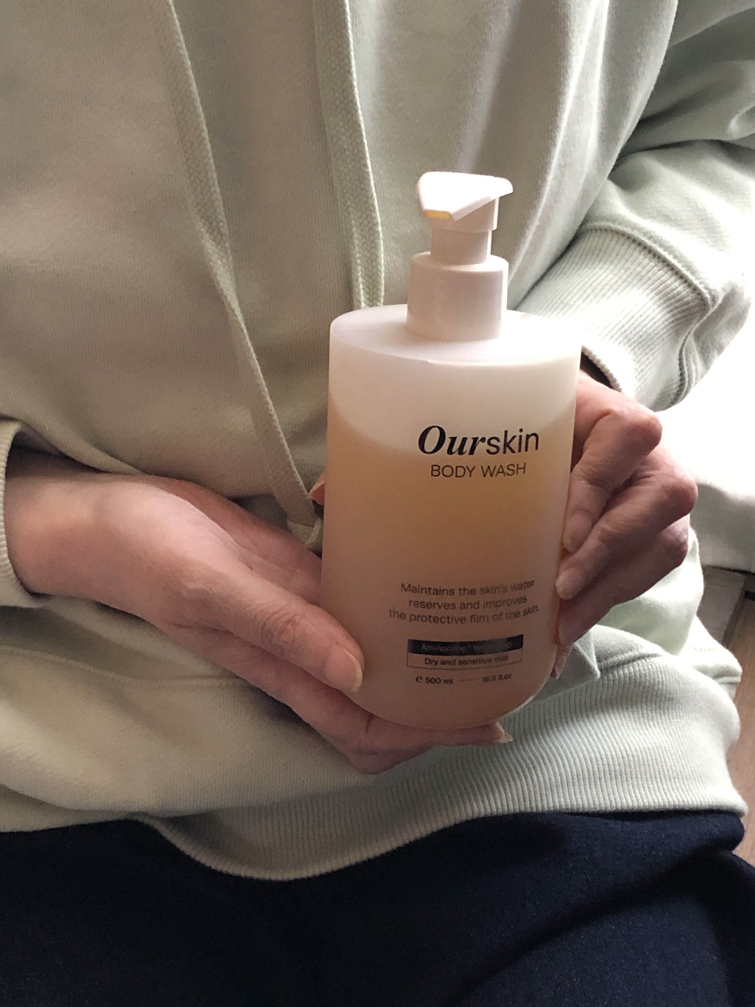 アウアスキン ボディウォッシュ/モンディエス/ボディソープを使ったクチコミ（1枚目）