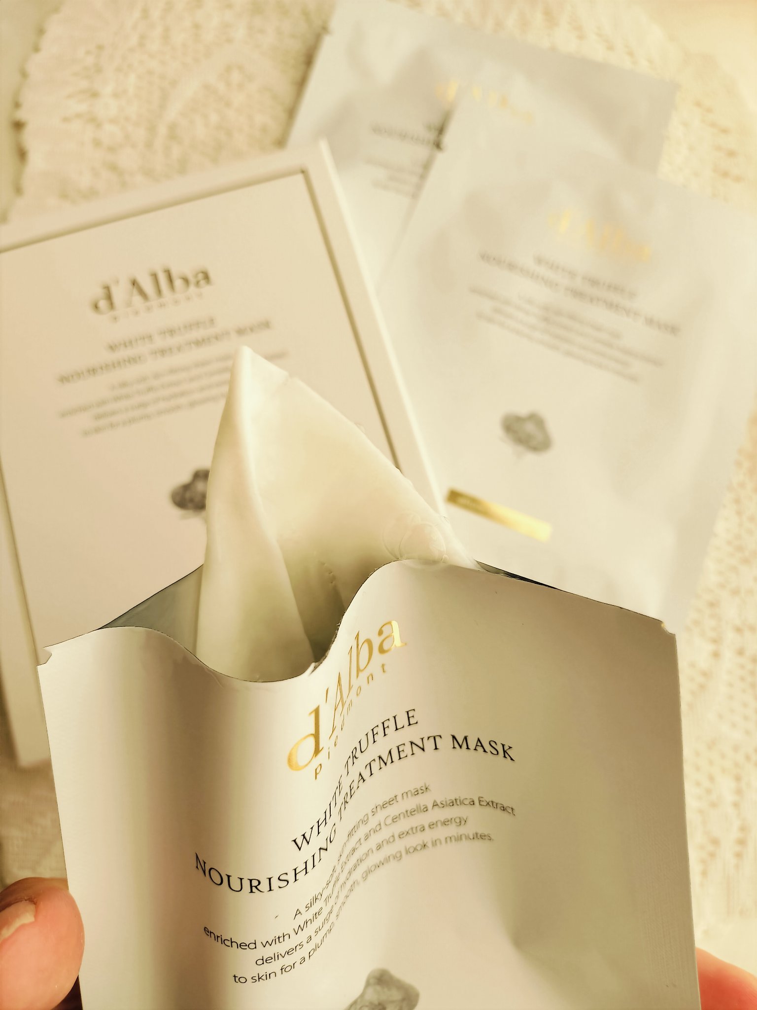 ホワイトトリュフナリシングトリートメントマスク/ダルバ/シートマスク・パックを使ったクチコミ（2枚目）