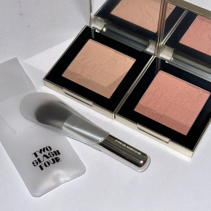 オールオーバーフェイスブラッシュ/TWO SLASH FOUR/パウダーチークを使ったクチコミ(2枚目)