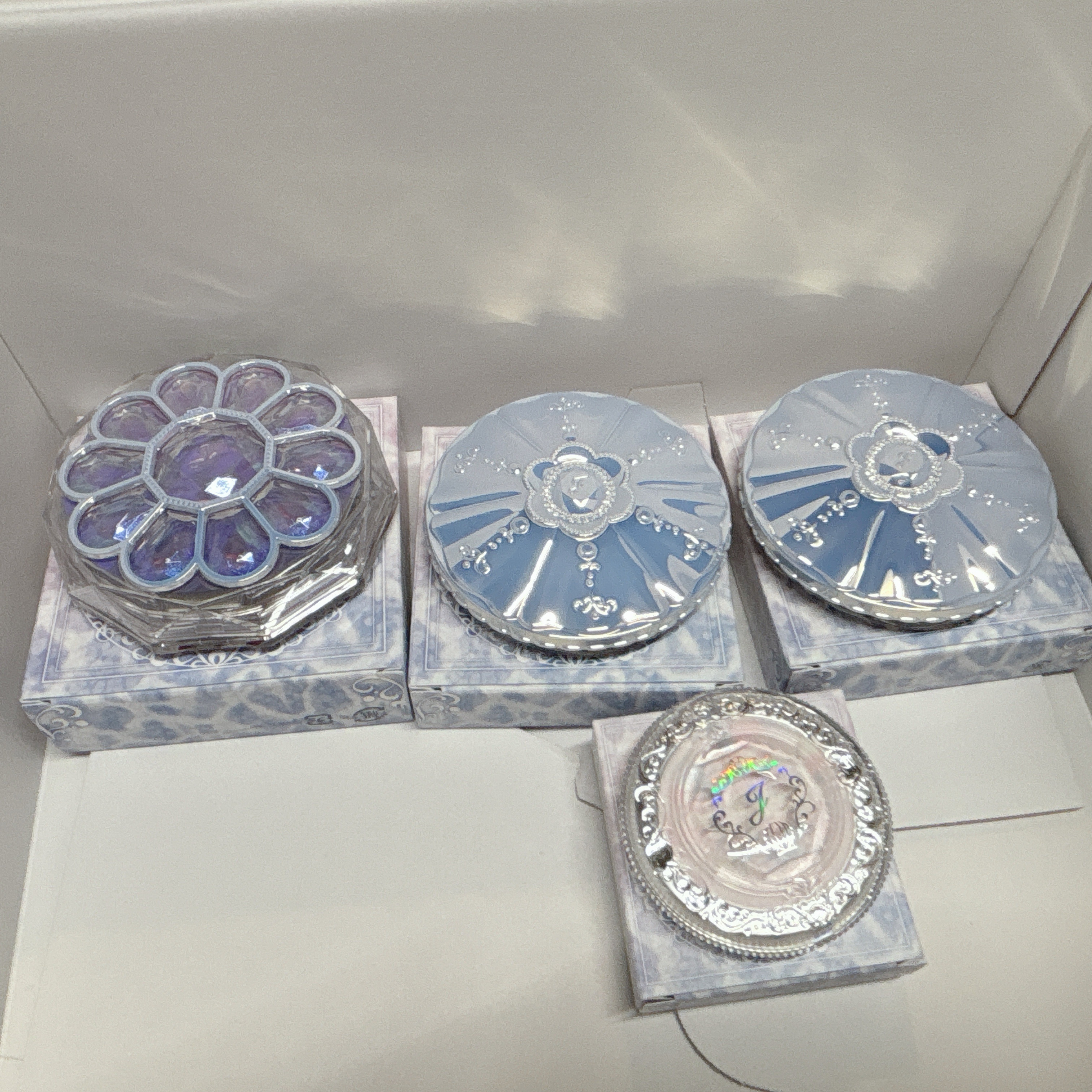 ジルスチュアート ブルームクチュール アイズ　ジュエルドブーケ/JILL STUART/アイシャドウパレットを使ったクチコミ（2枚目）