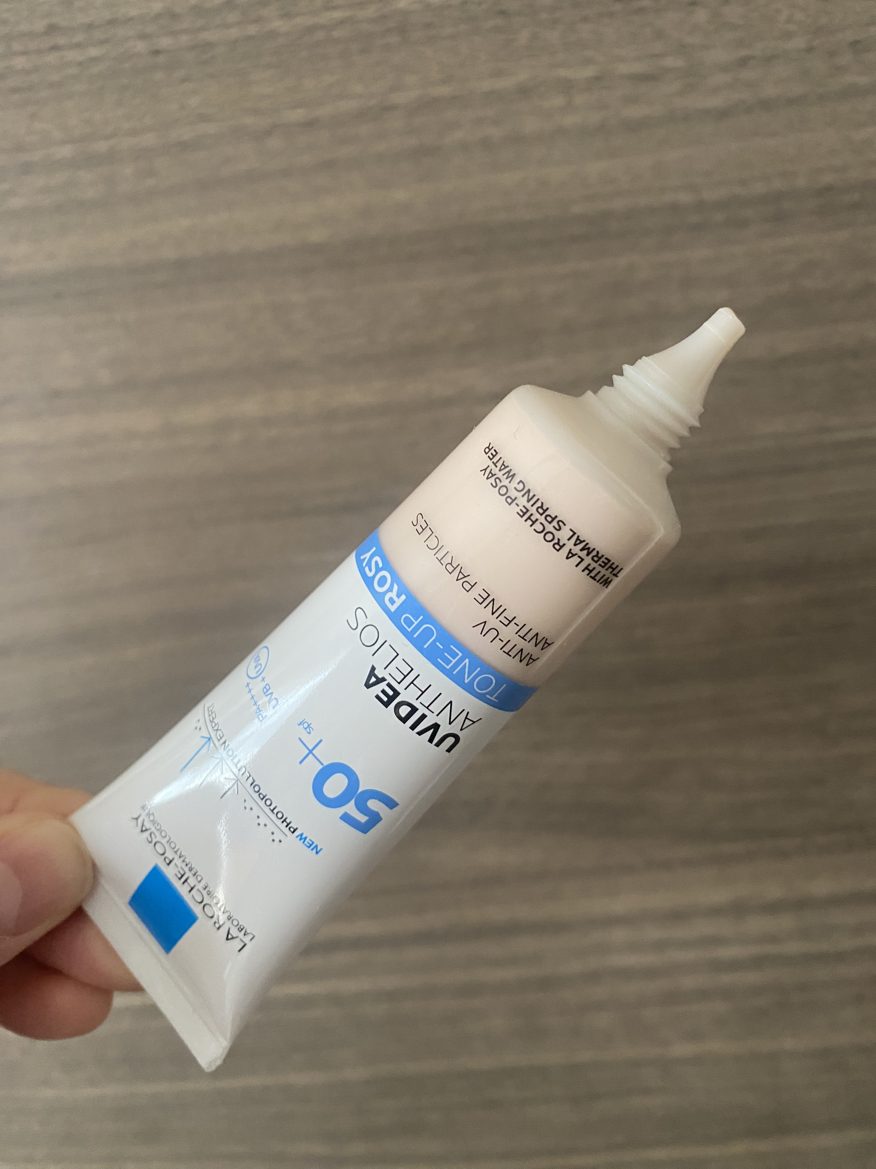 UVイデア XL プロテクショントーンアップ ローズ+/ラ ロッシュ ポゼ/日焼け止め・UVケアを使ったクチコミ（2枚目）