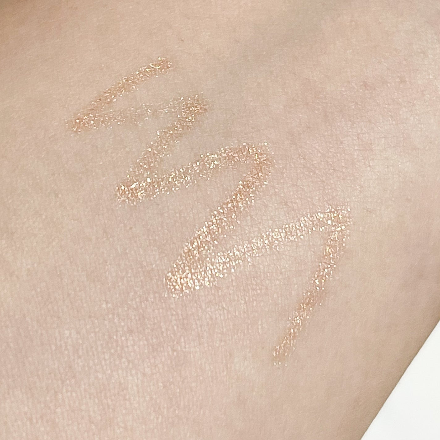 ラストオート ジェルアイライナー/BBIA/ジェルアイライナーを使ったクチコミ(4枚目)