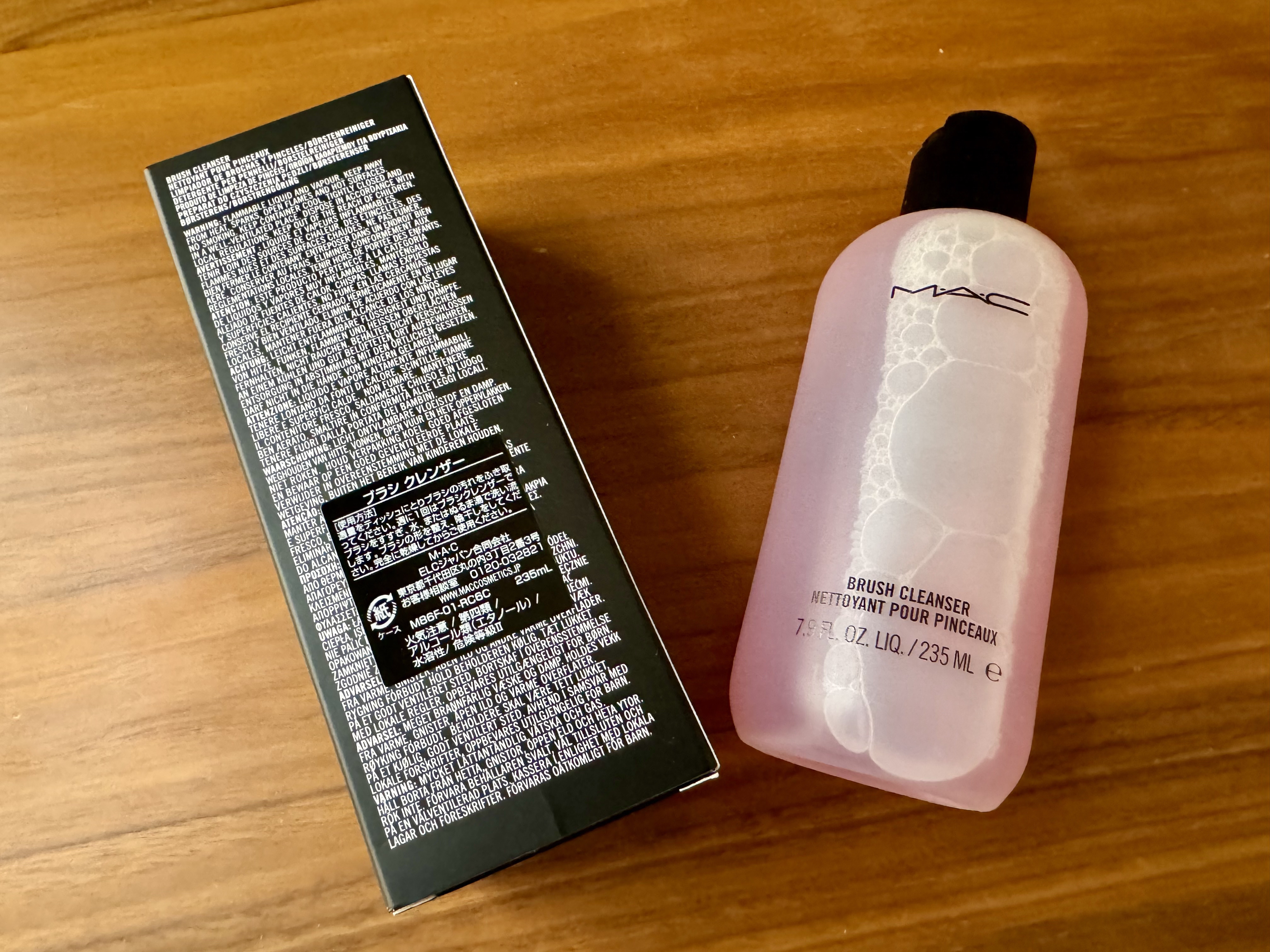 ブラシ クレンザー/M・A・C/その他化粧小物を使ったクチコミ（2枚目）