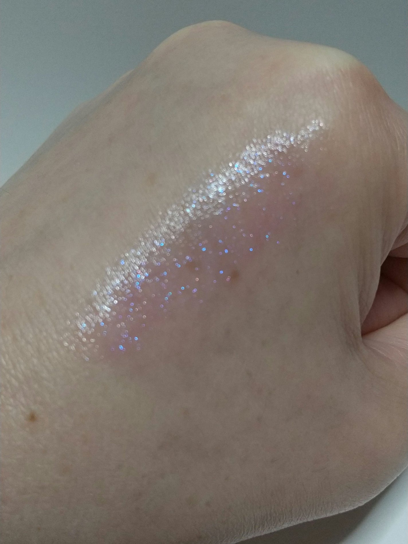 ルージュスターヴァイブラント/KANEBO/口紅を使ったクチコミ(4枚目)