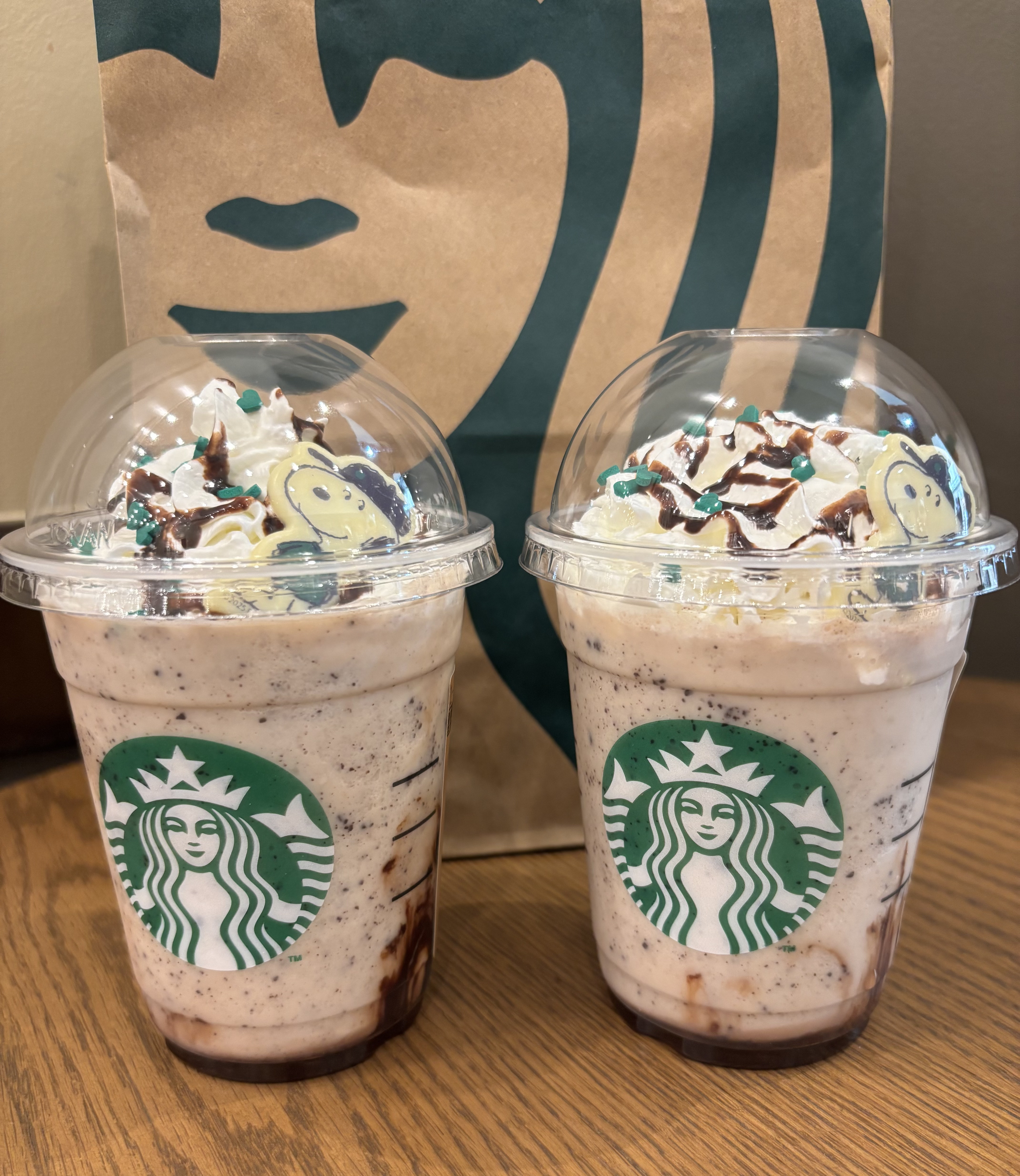 ジョー カインド スヌーピー キャラメル チョコレート オーツミルク フラペチーノ®/スターバックス/その他ドリンクを使ったクチコミ（1枚目）