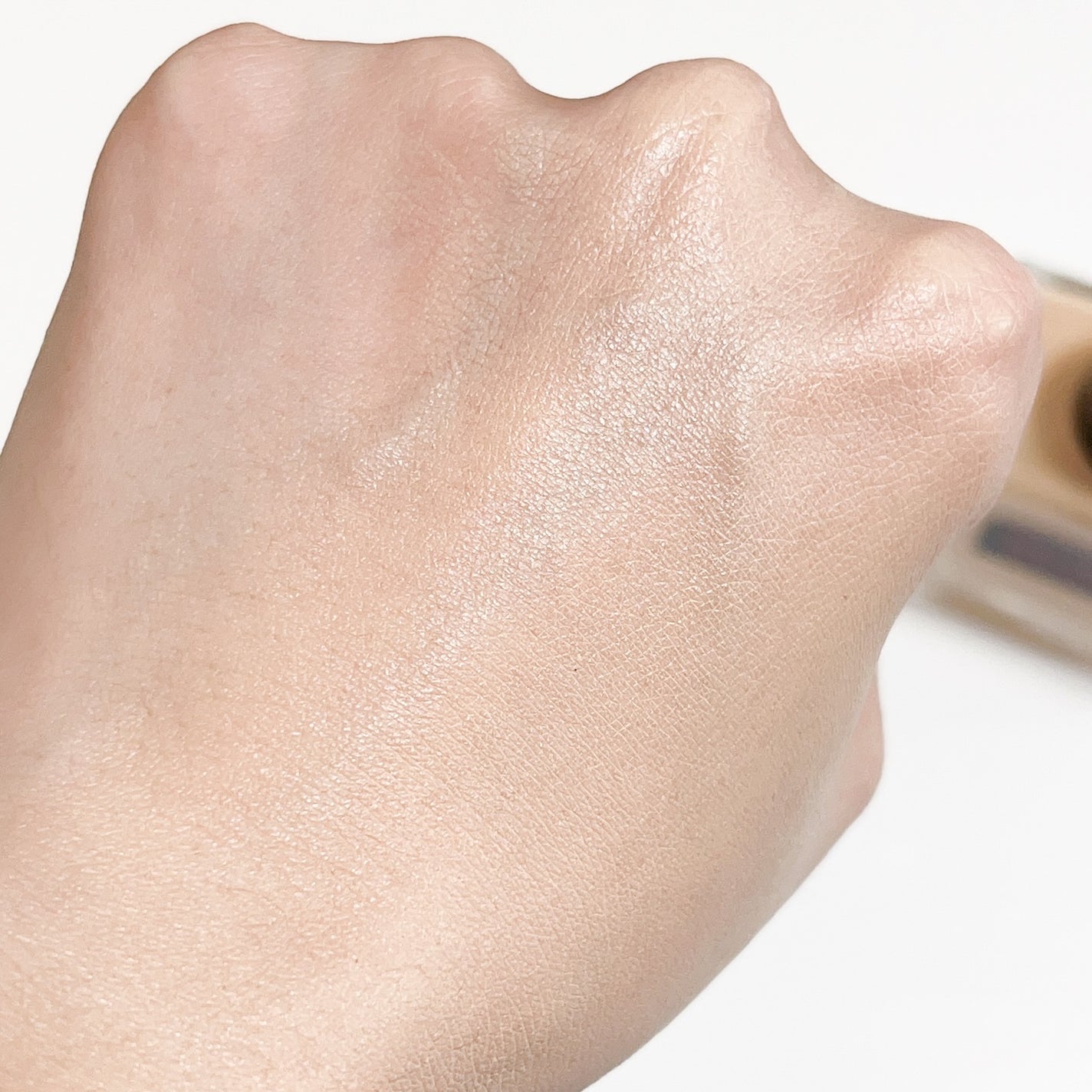 アンリミテッド ケア ツヤ セラム ファンデーション/shu uemura/リキッドファンデーションを使ったクチコミ(3枚目)