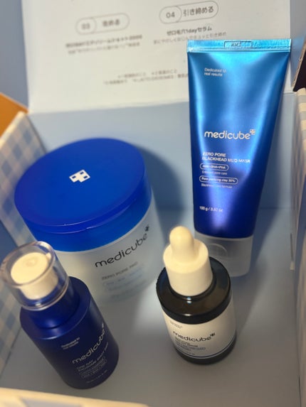 ゆう on LIPS 「#Qoo10メガポ#𝐌𝐞𝐝𝐢𝐜𝐮𝐛𝐞#ゼロ毛穴セット【使った商..」(2枚目)