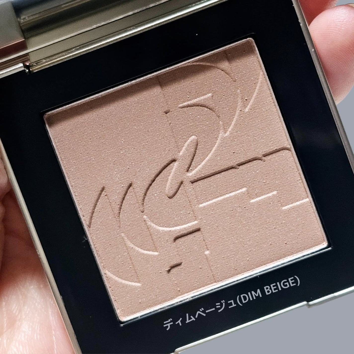 オールオーバーフェイスブラッシュ/TWO SLASH FOUR/パウダーチークを使ったクチコミ(3枚目)