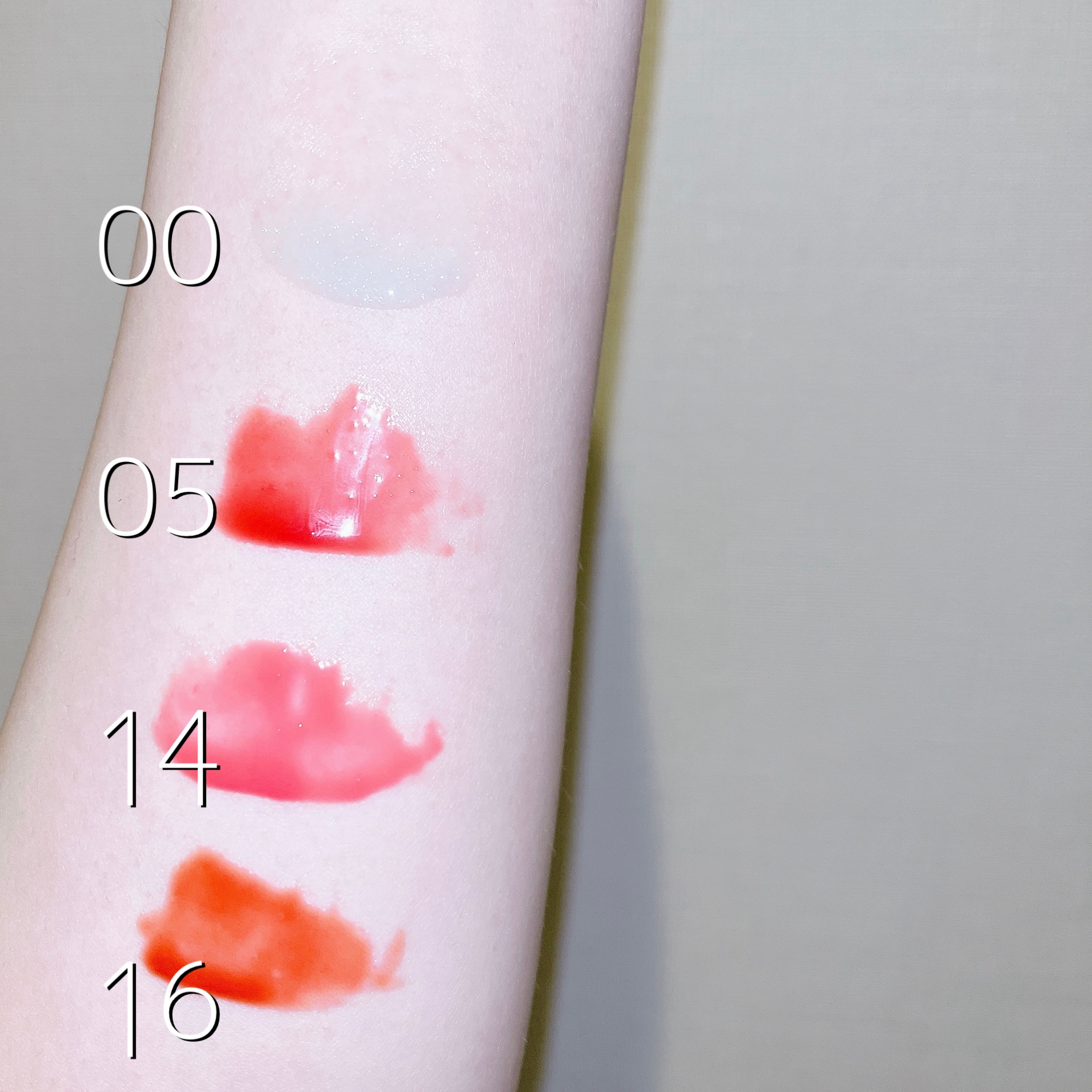 ジューシーベリープランピングリップオイル/TOCOBO/リップグロスを使ったクチコミ（2枚目）