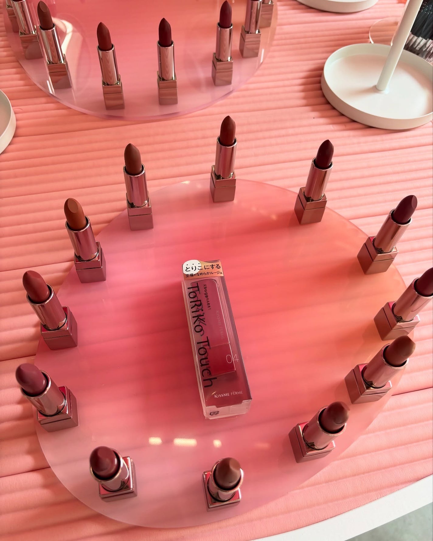 友香 on LIPS 「⭐︎⭐︎暗闇の中のルージュ店⭐︎⭐︎-期間終了-キスミーフェル..」(8枚目)